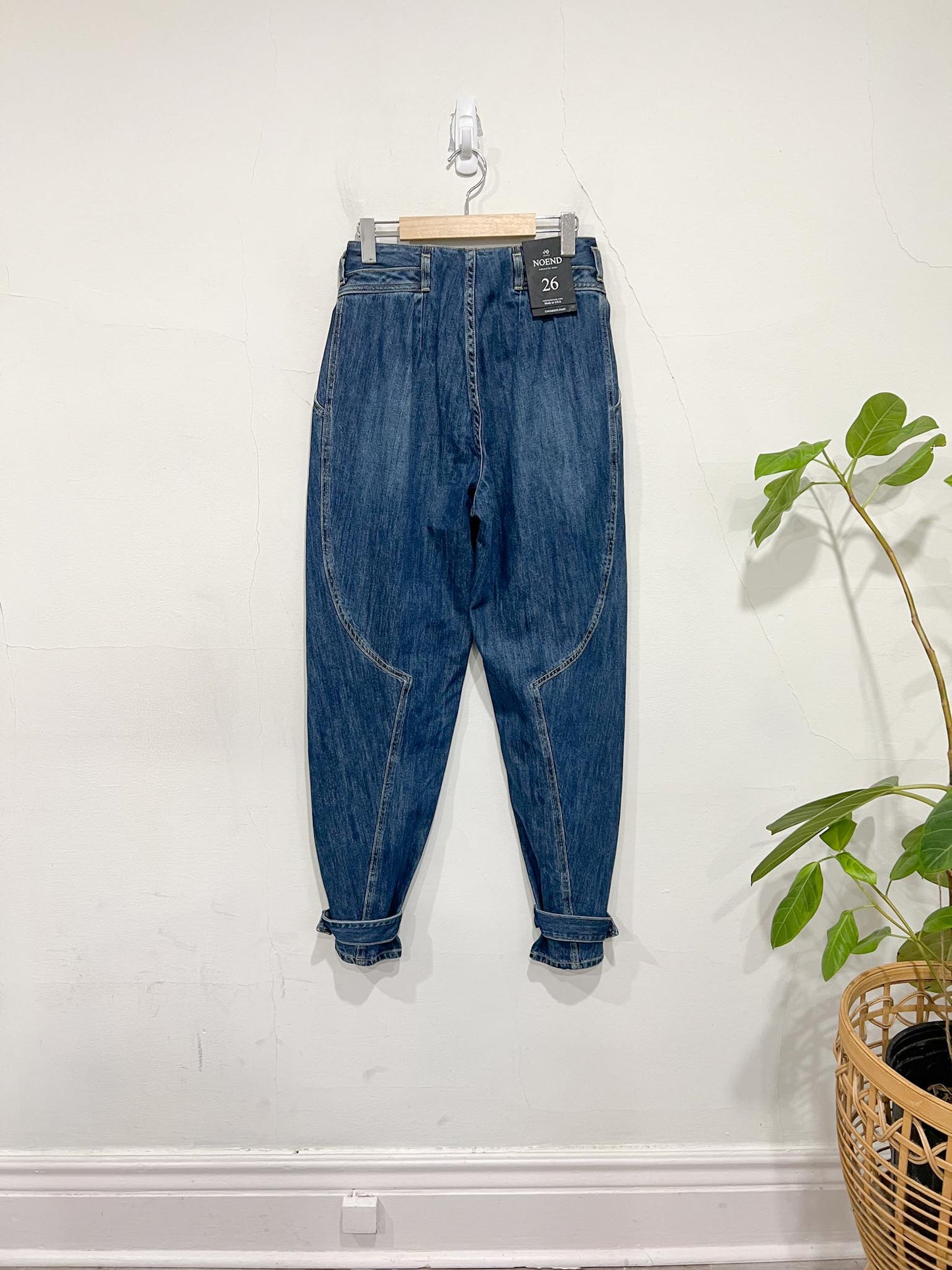 NOEND Denim "Syd Utility Balloon Jeans in Medium Wash" NWT (Size 26)