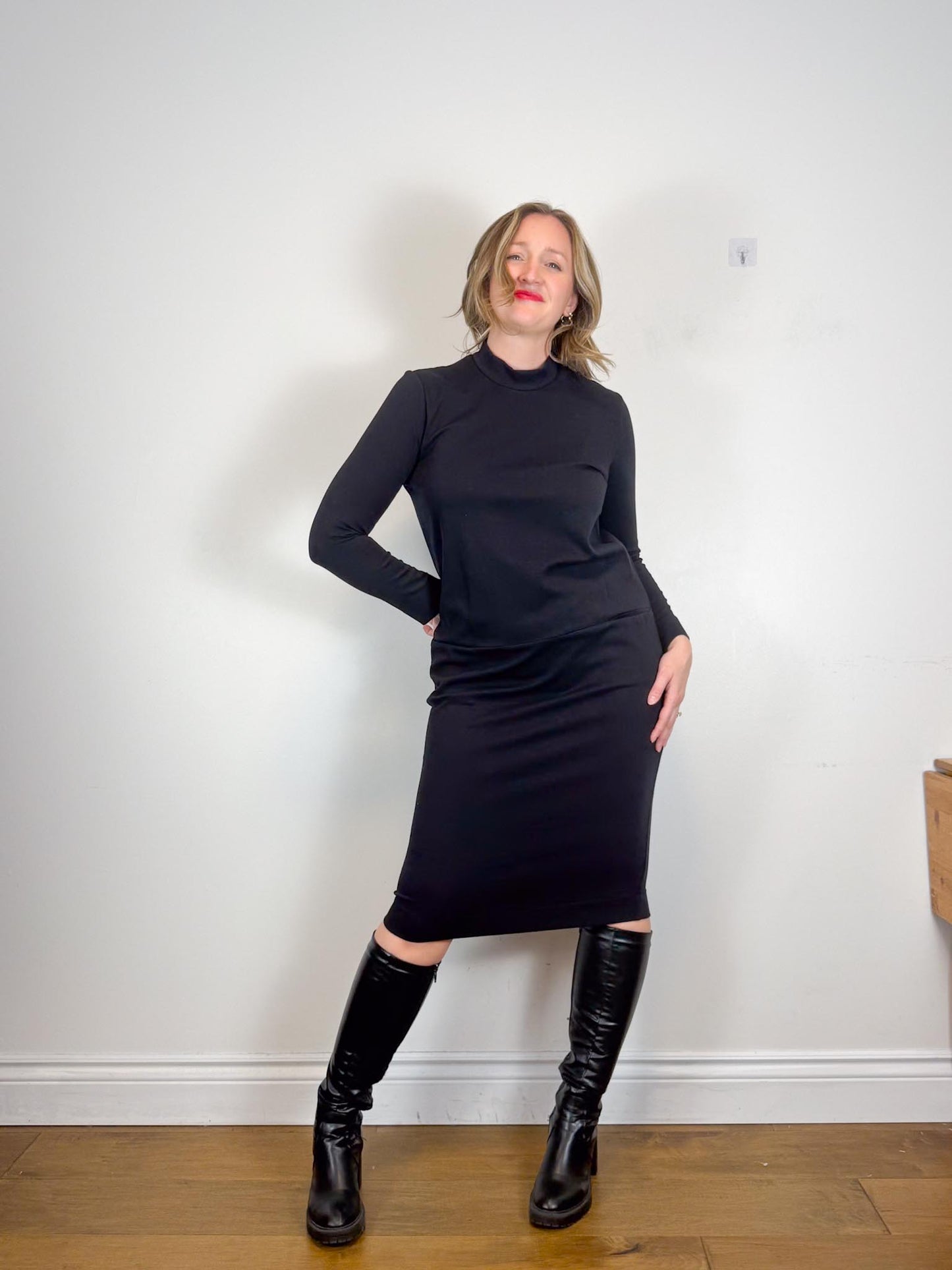 HOIBO Canadian Slow Fashion Long Sleeve Dress in Black (Size M/L)