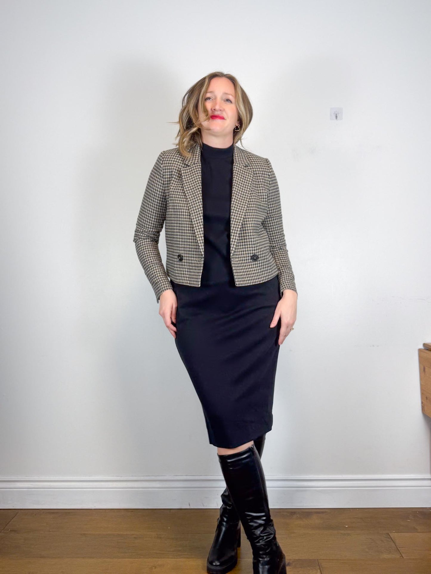 HOIBO Canadian Slow Fashion Long Sleeve Dress in Black (Size M/L)