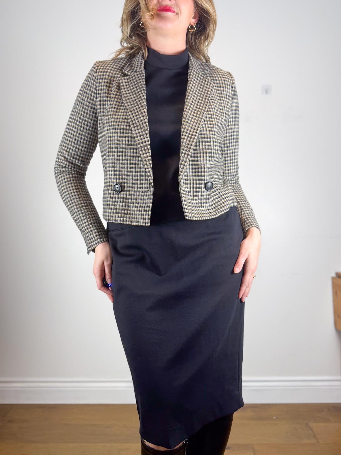 HOIBO Canadian Slow Fashion Long Sleeve Dress in Black (Size M/L)