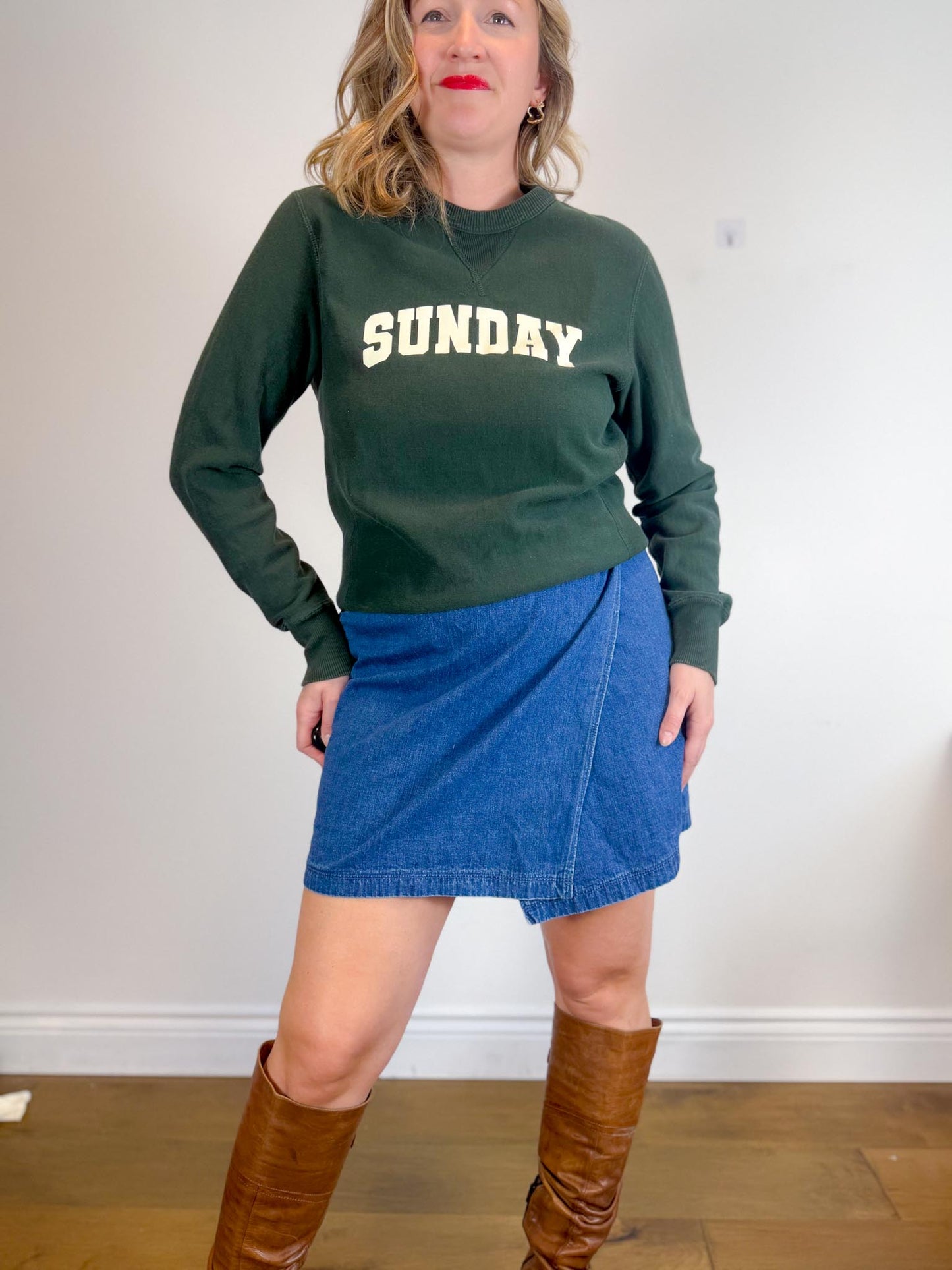 Good for Sunday Slow Fashion "Sunday Crewneck in Dark Green" (Size M)