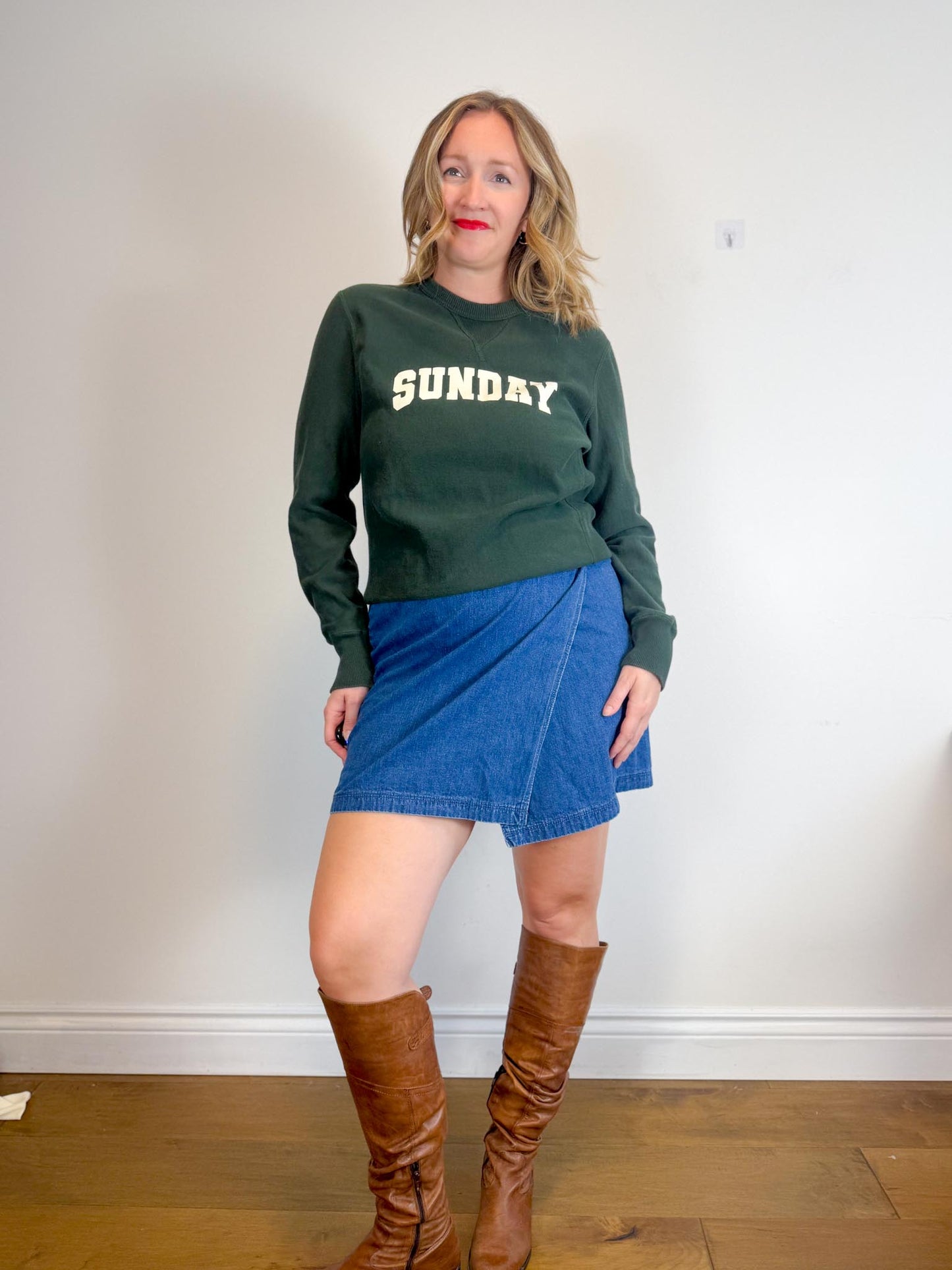 Good for Sunday Slow Fashion "Sunday Crewneck in Dark Green" (Size M)