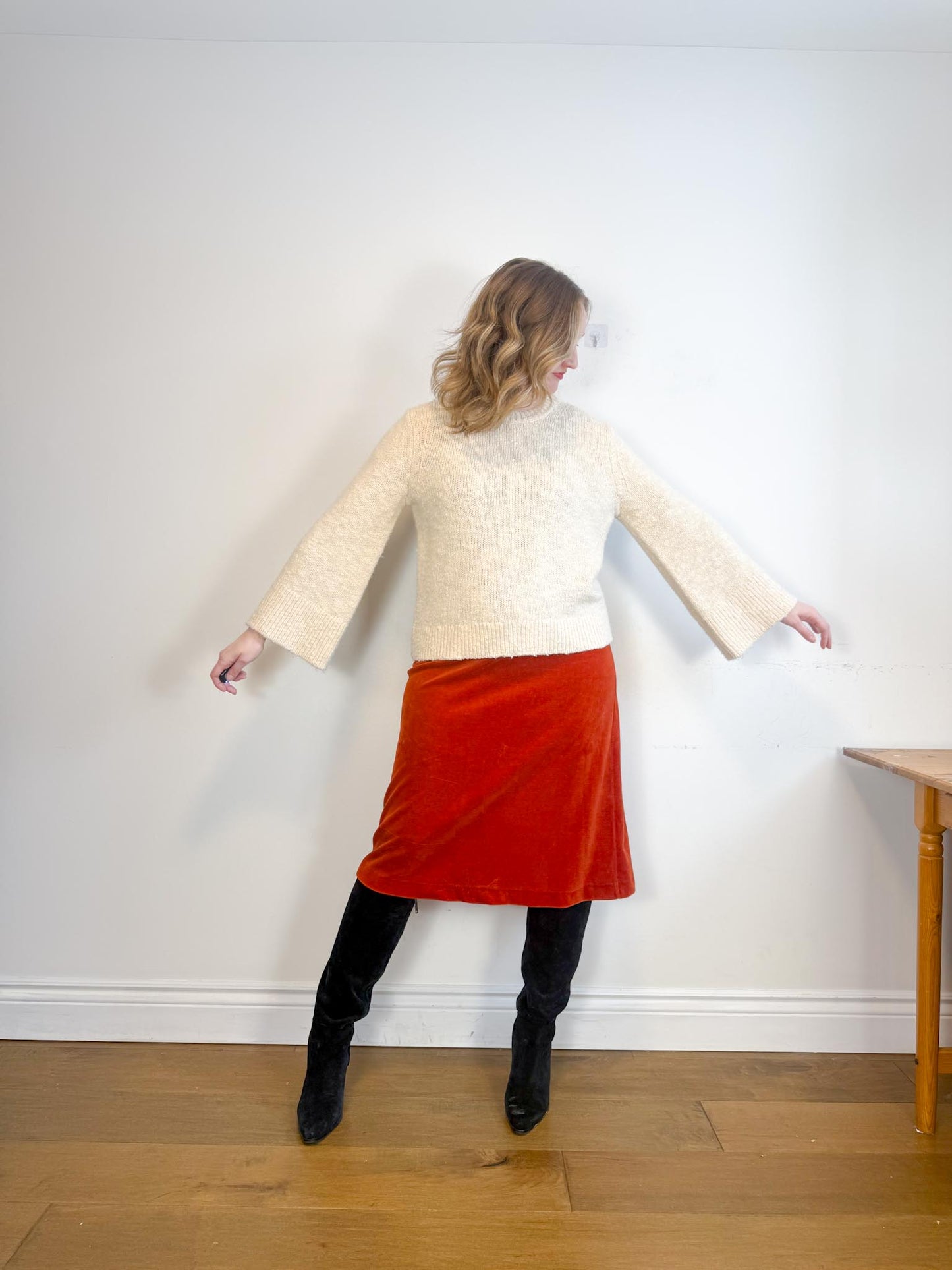 Banana Republic Wool Wide Sleeve Sweater in Cream (Size L)