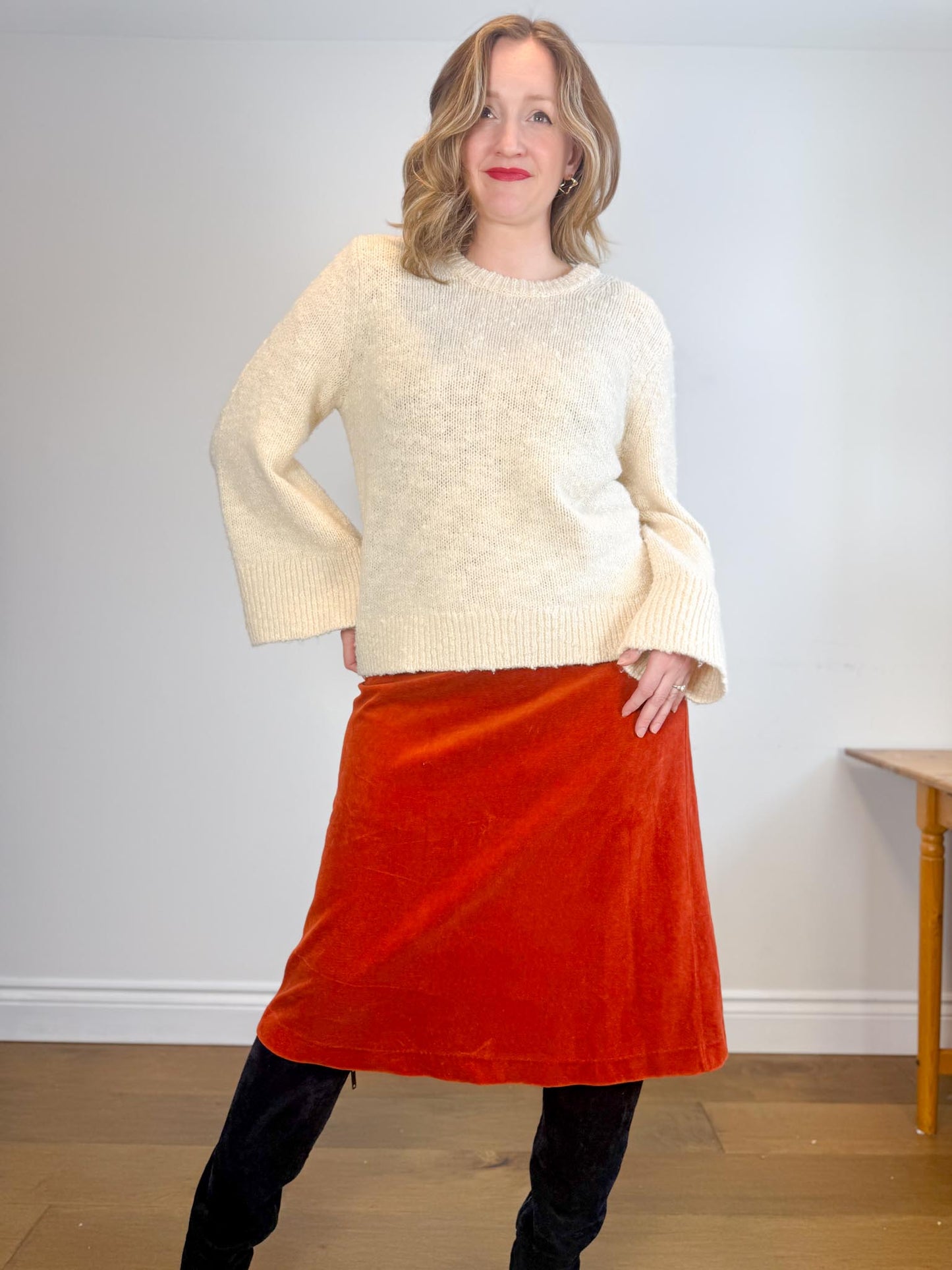 Banana Republic Wool Wide Sleeve Sweater in Cream (Size L)