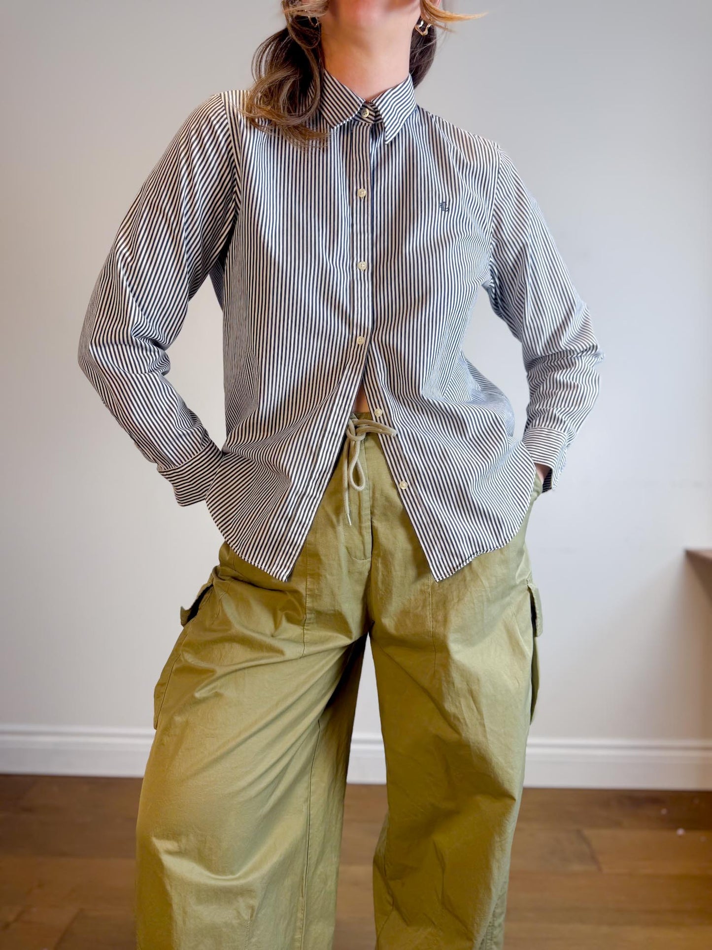 Vintage Ralph Lauren Pinstriped Button Down in Navy/White (Size L)