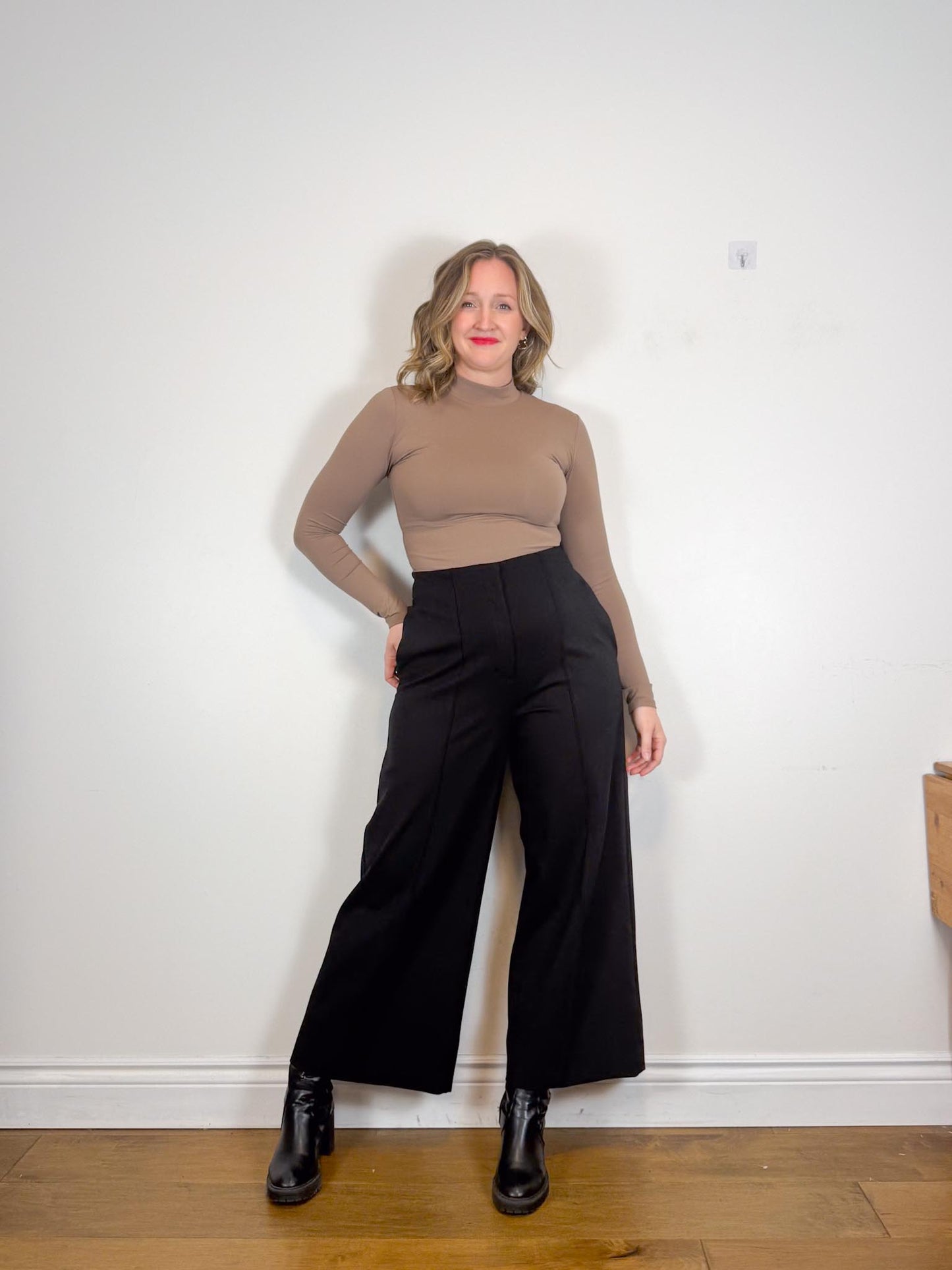 DOROTHEE SCHUMACHER Designer "EMOTIONAL ESSENCE Wide Leg Trousers in Black" (Size XL)