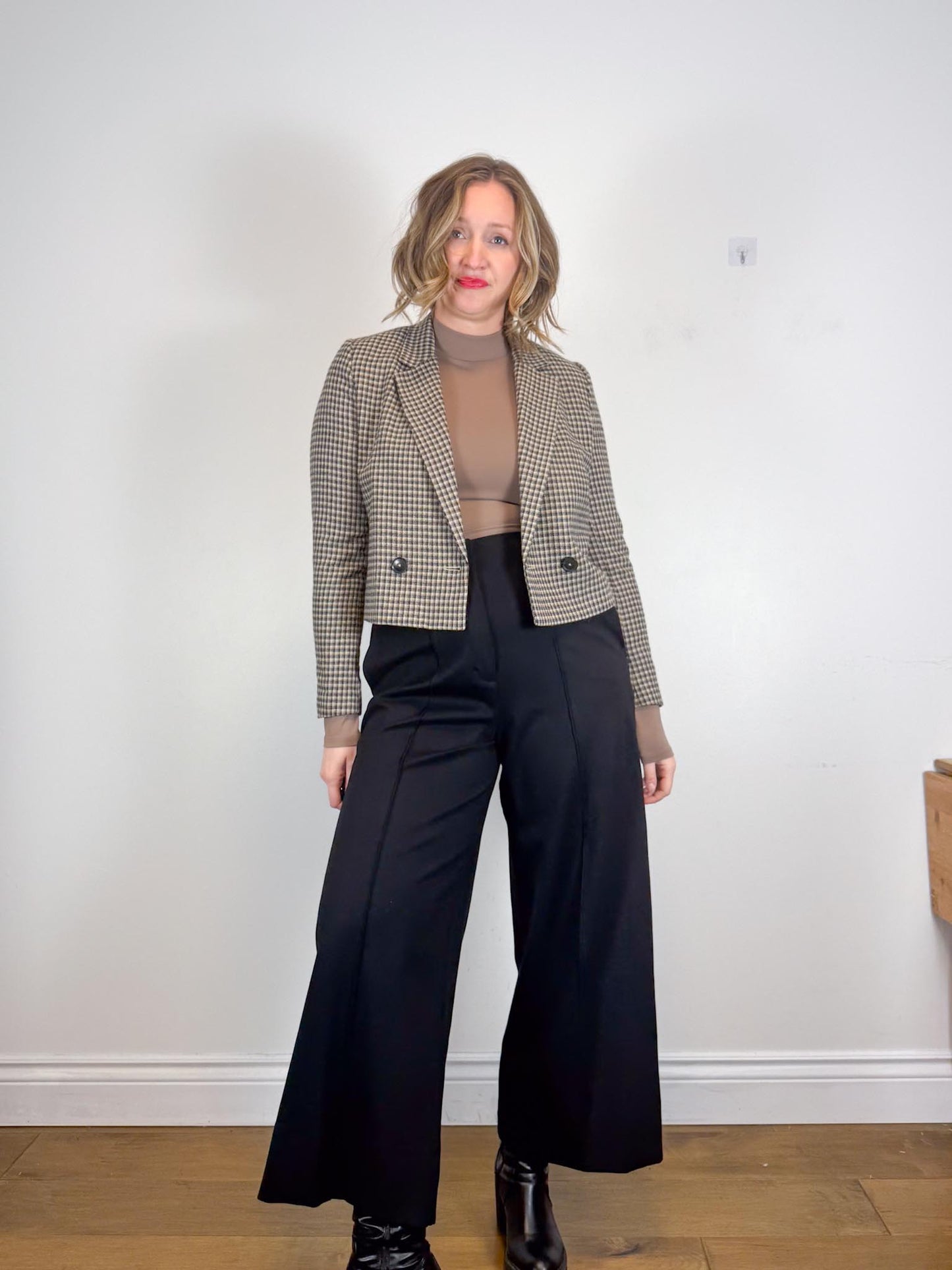 DOROTHEE SCHUMACHER Designer "EMOTIONAL ESSENCE Wide Leg Trousers in Black" (Size XL)