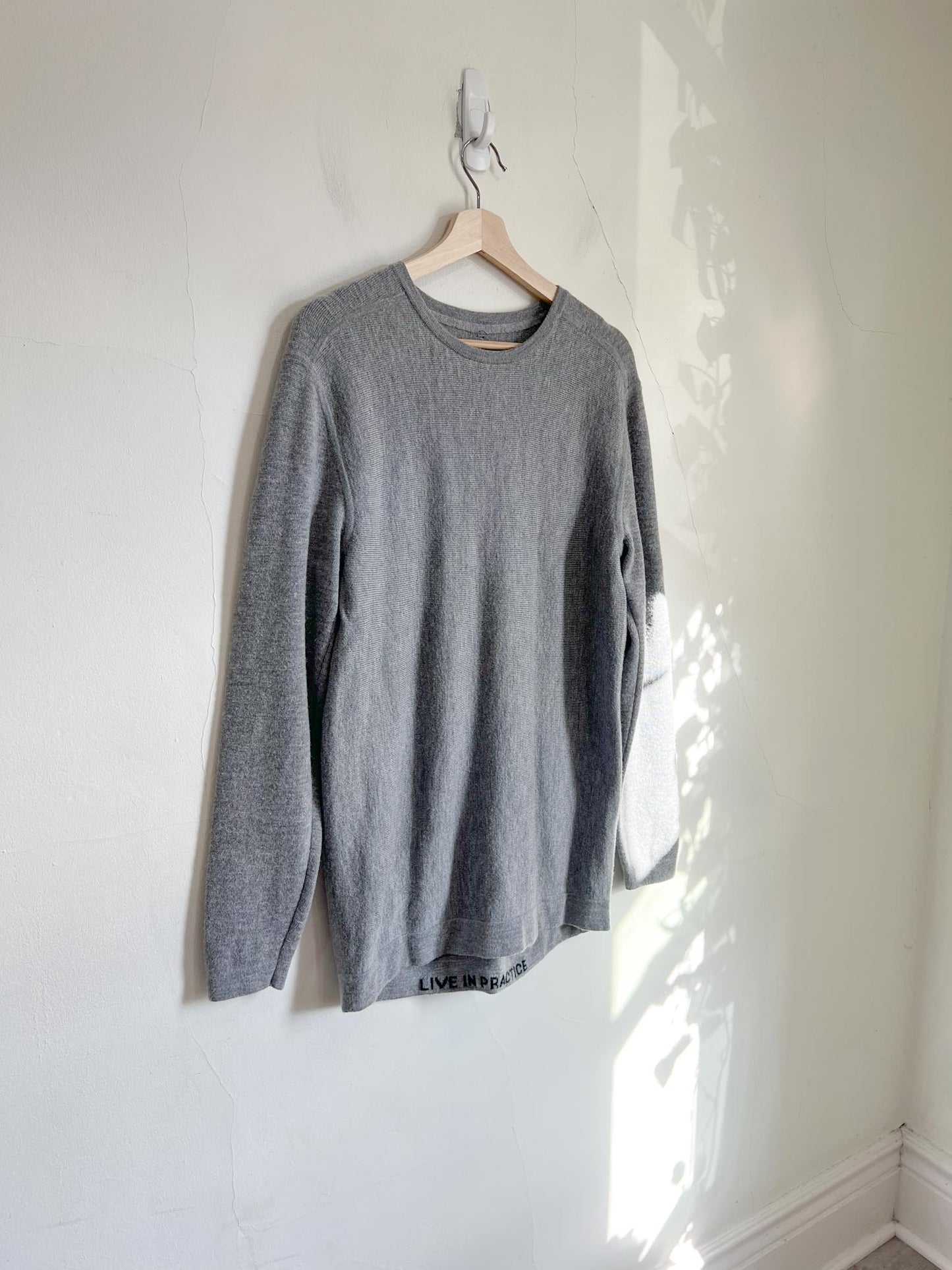 Lululemon "Live in Practice Merino Wool Sweater in Grey" (Size M)