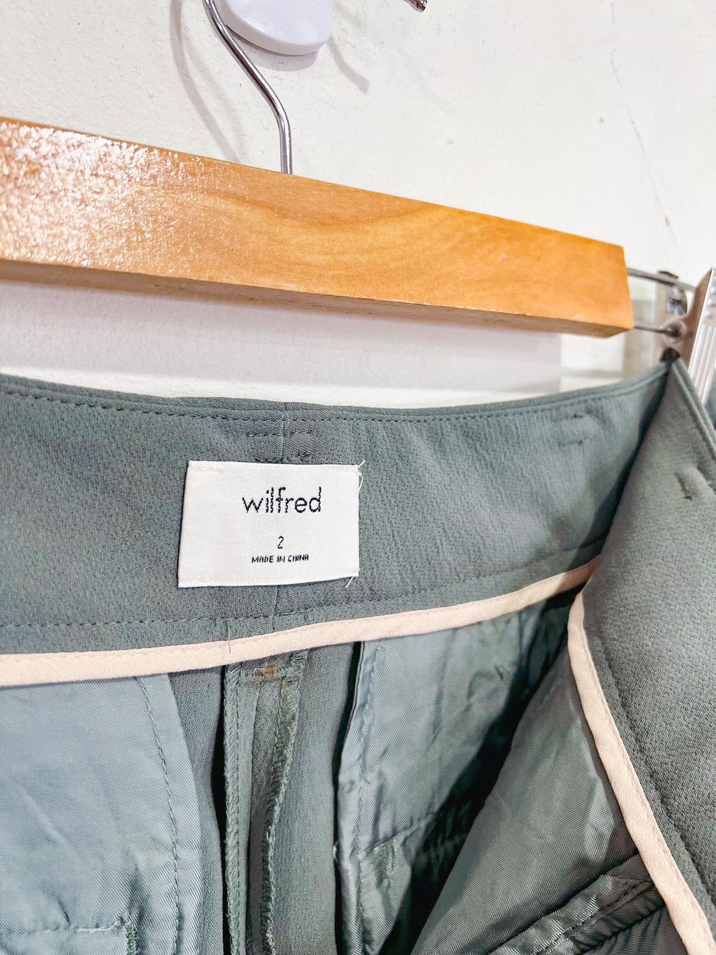 Wilfred High Rise Belted Trousers in Sage Green READ DESCRIPTION (Size XS/S)