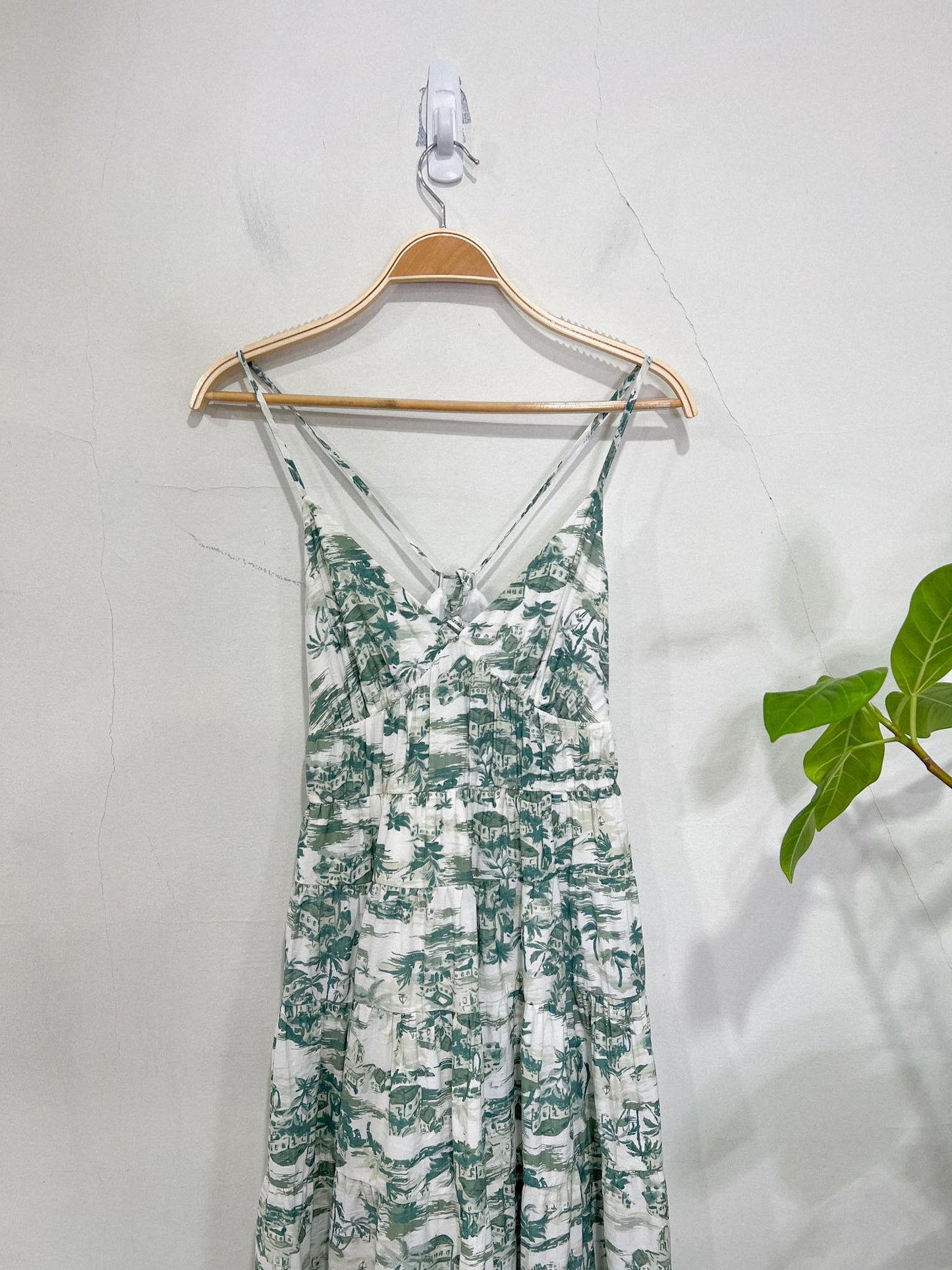 Abercrombie & Fitch Floral Maxi Dress NWT (Size S-M)