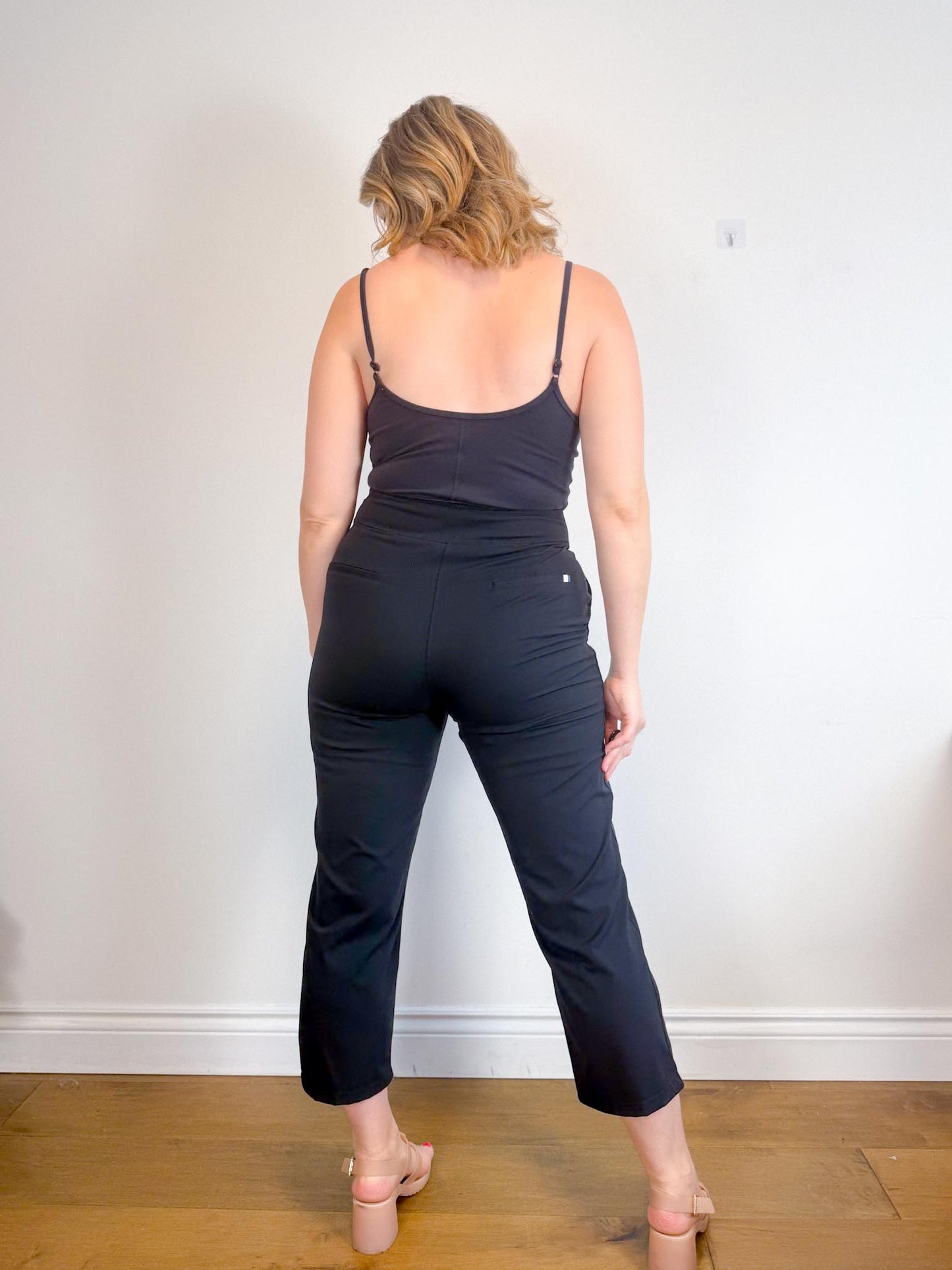 Kit & Ace "Joggers in Black" (Size 12)