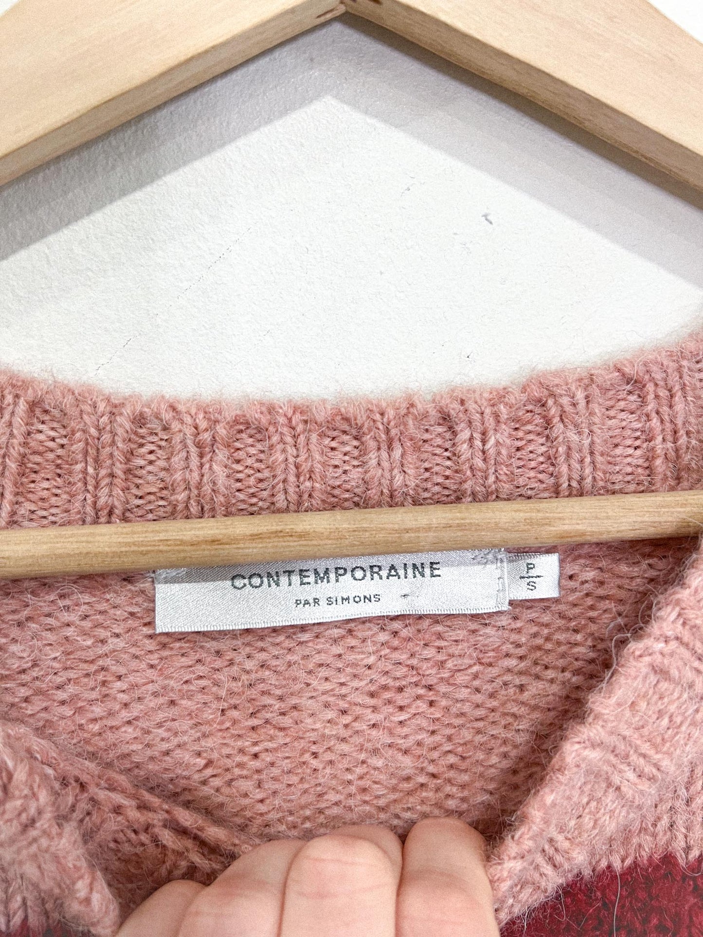 Contemporaine Simons Fuzzy Knit Striped Sweater in Pink/Red (S/M)