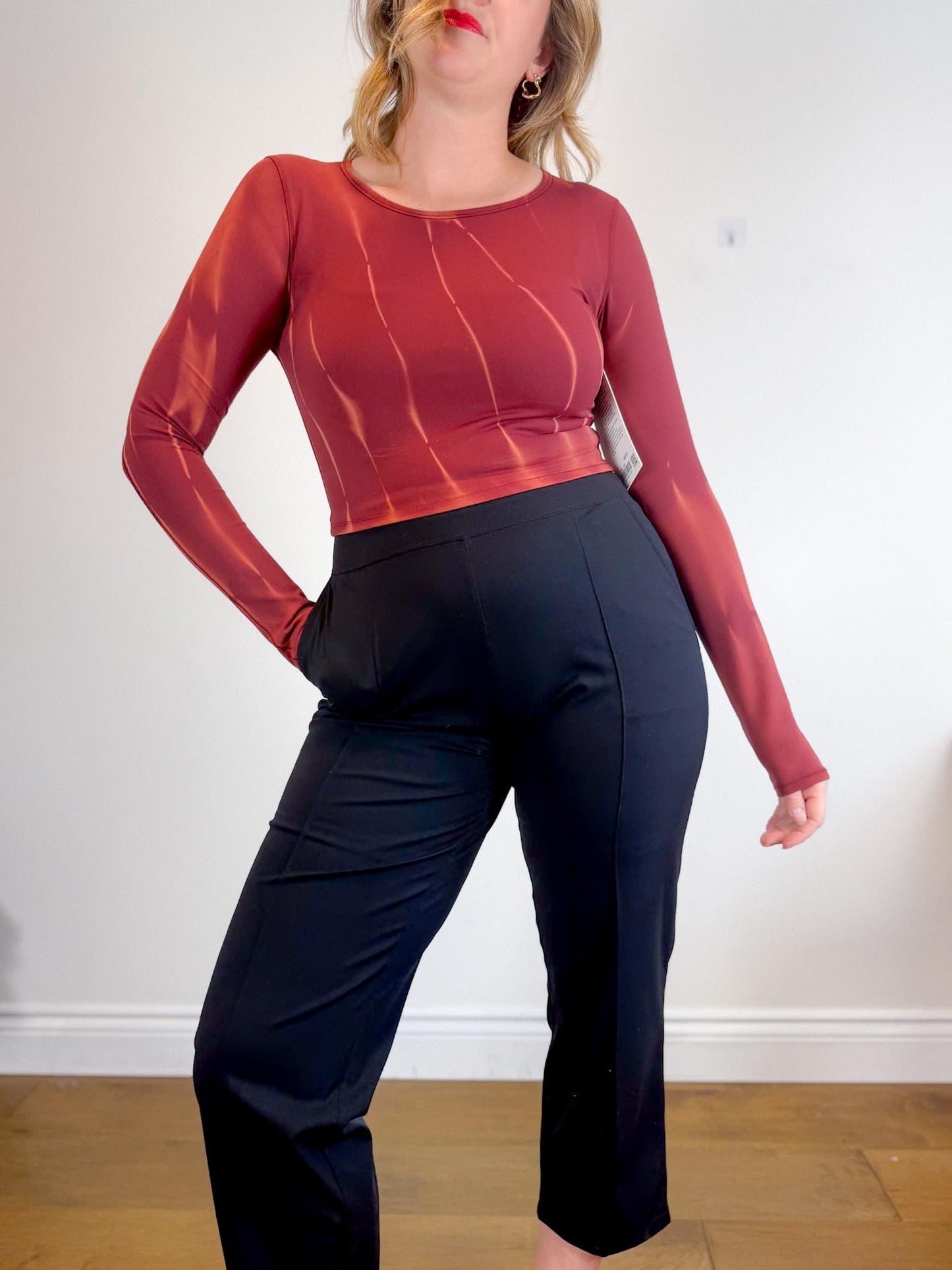 Lululemon "Wunder Train Cropped Long Sleeve Shirt in Tie Dye" NWT (Size 6)