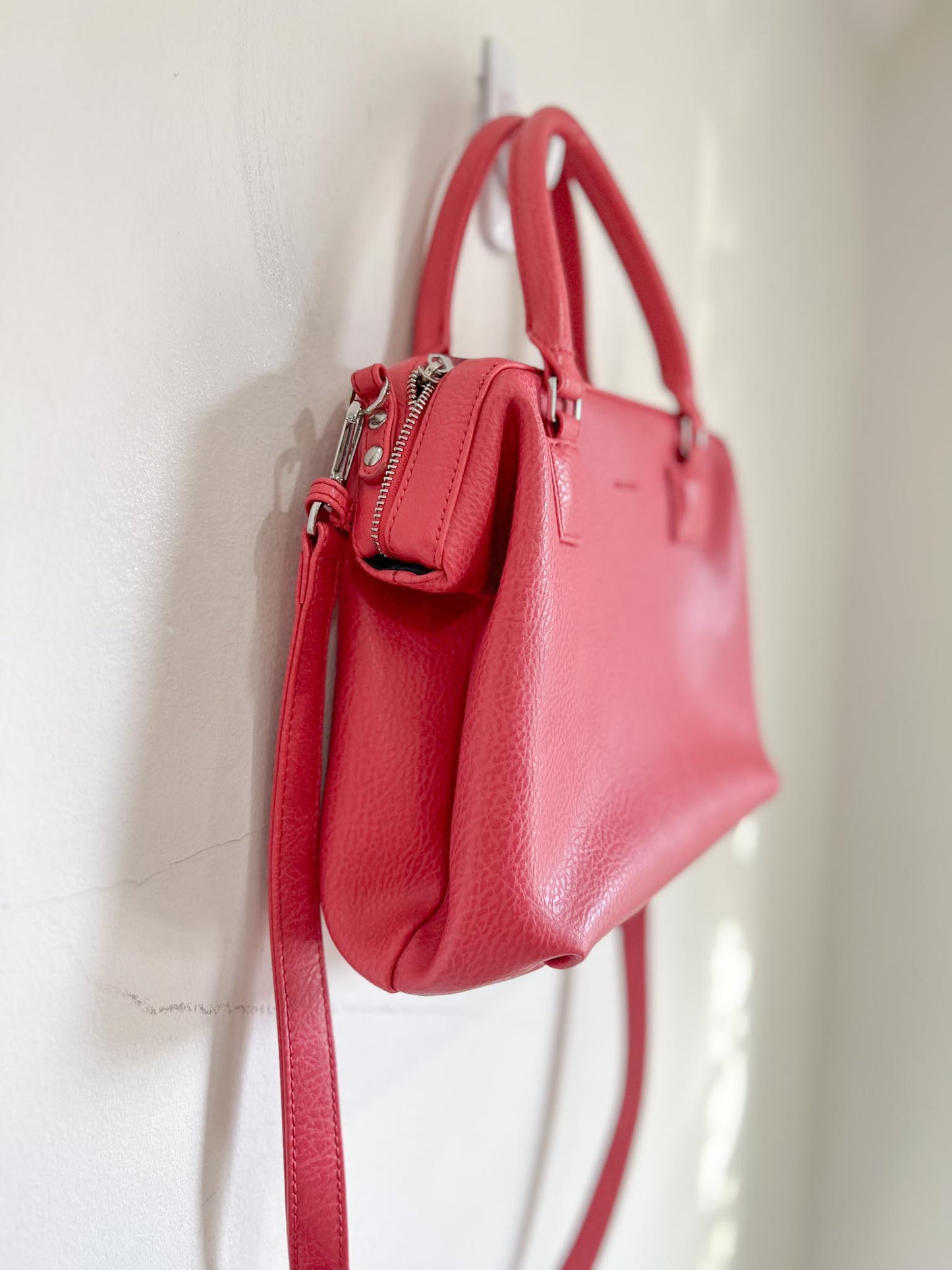 Matt & Nat Handbag with Crossbody Strap in Cherry Red