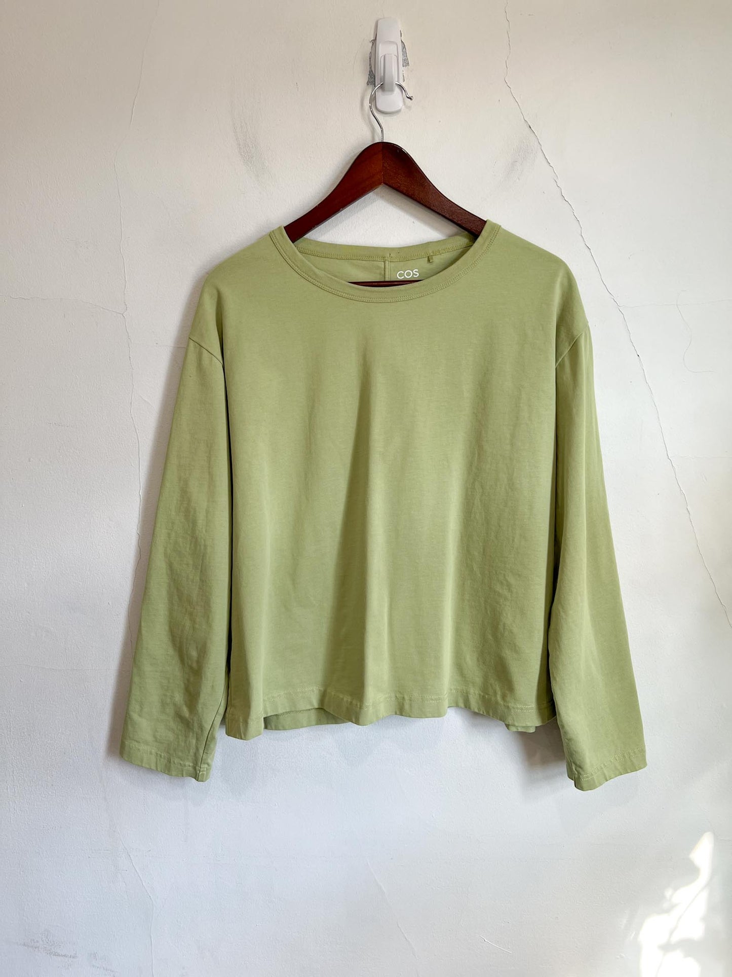 COS "Relaxed Boxy Long Sleeved T-Shirt in Green" (Size S/M)