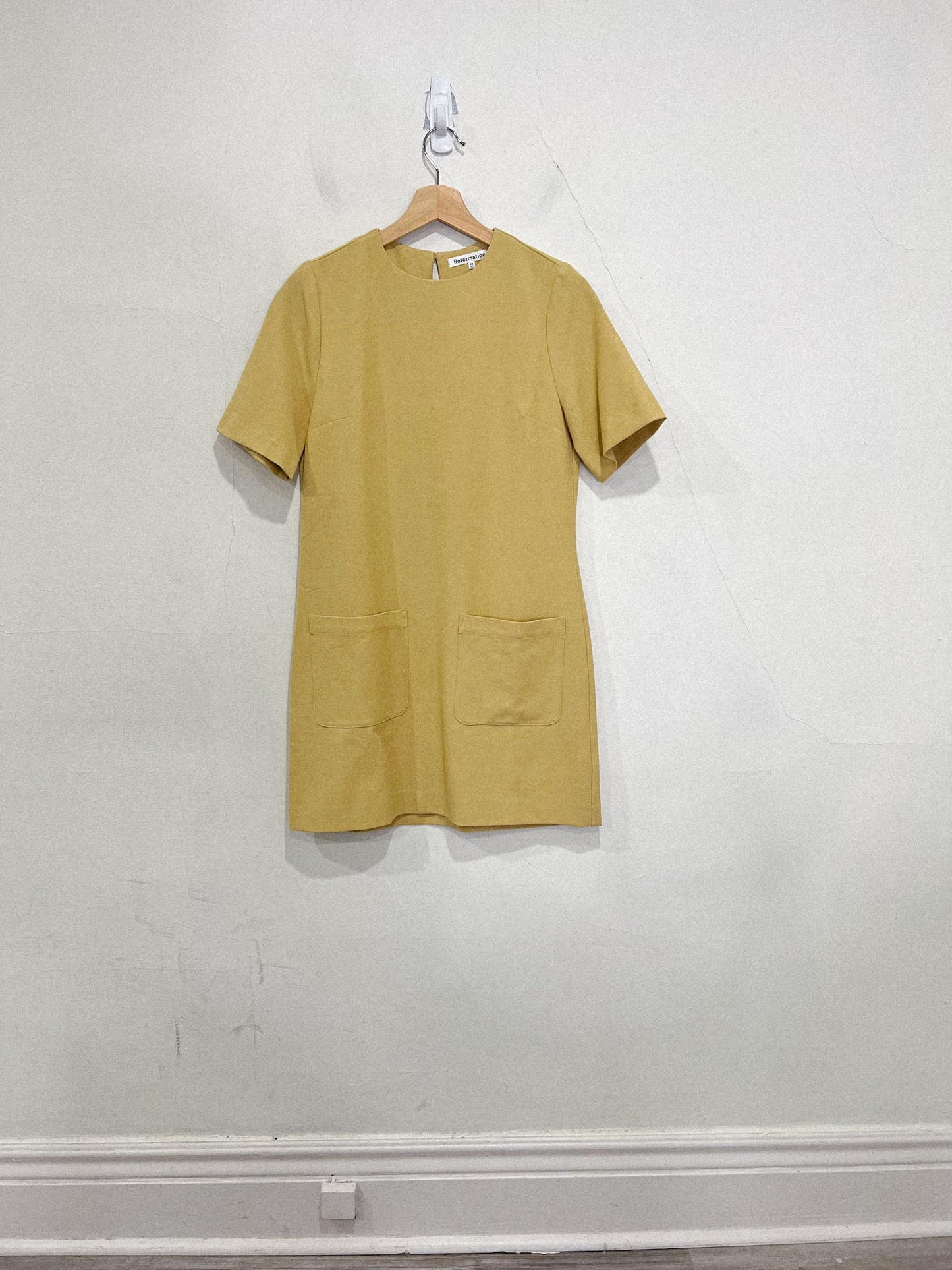 Reformation Shift Dress in Butter Yellow (Size XS)