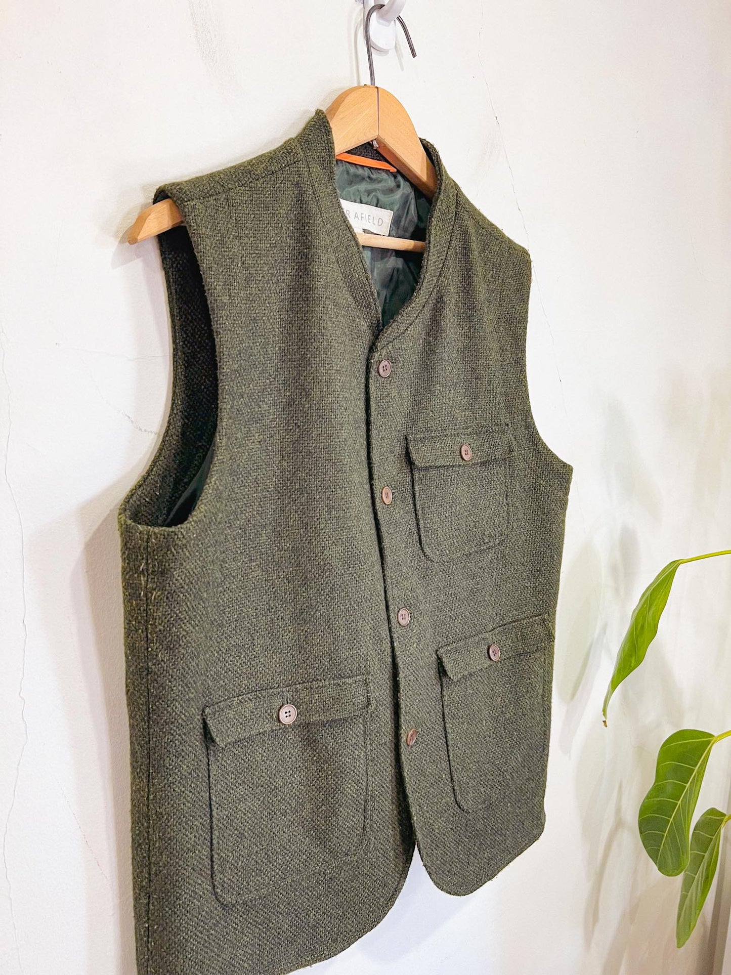 FAR AFIELD "Whistler Wool Gilet/Vest in Green" (Size M/L)