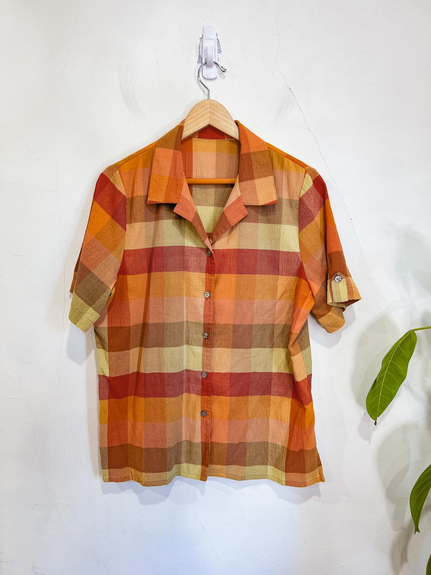 Vintage Plaid Short Sleeve Blouse (Size L/XL)