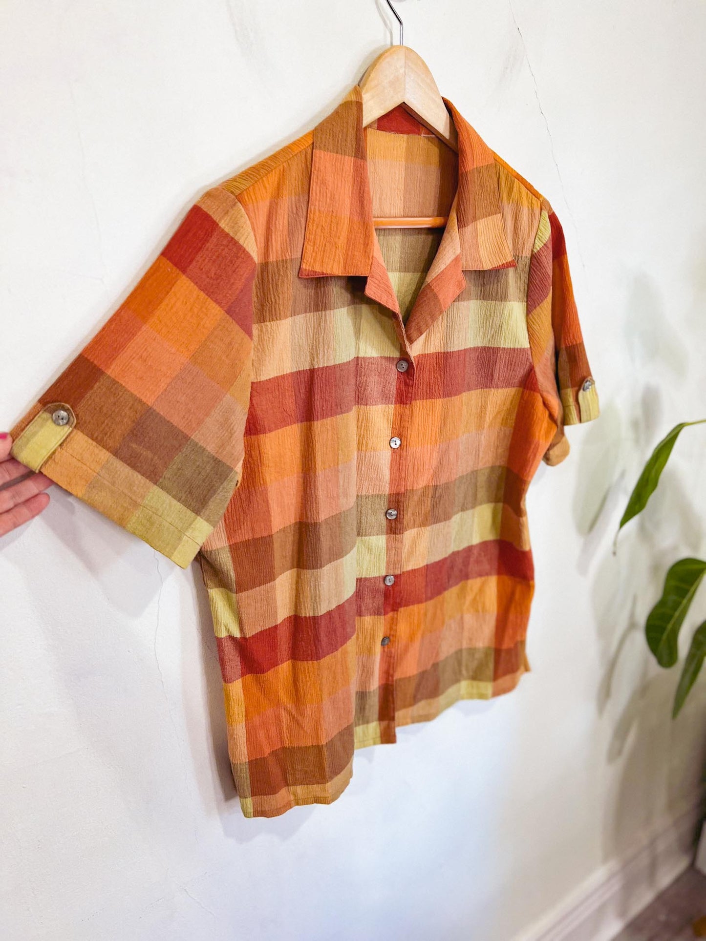 Vintage Plaid Short Sleeve Blouse (Size L/XL)