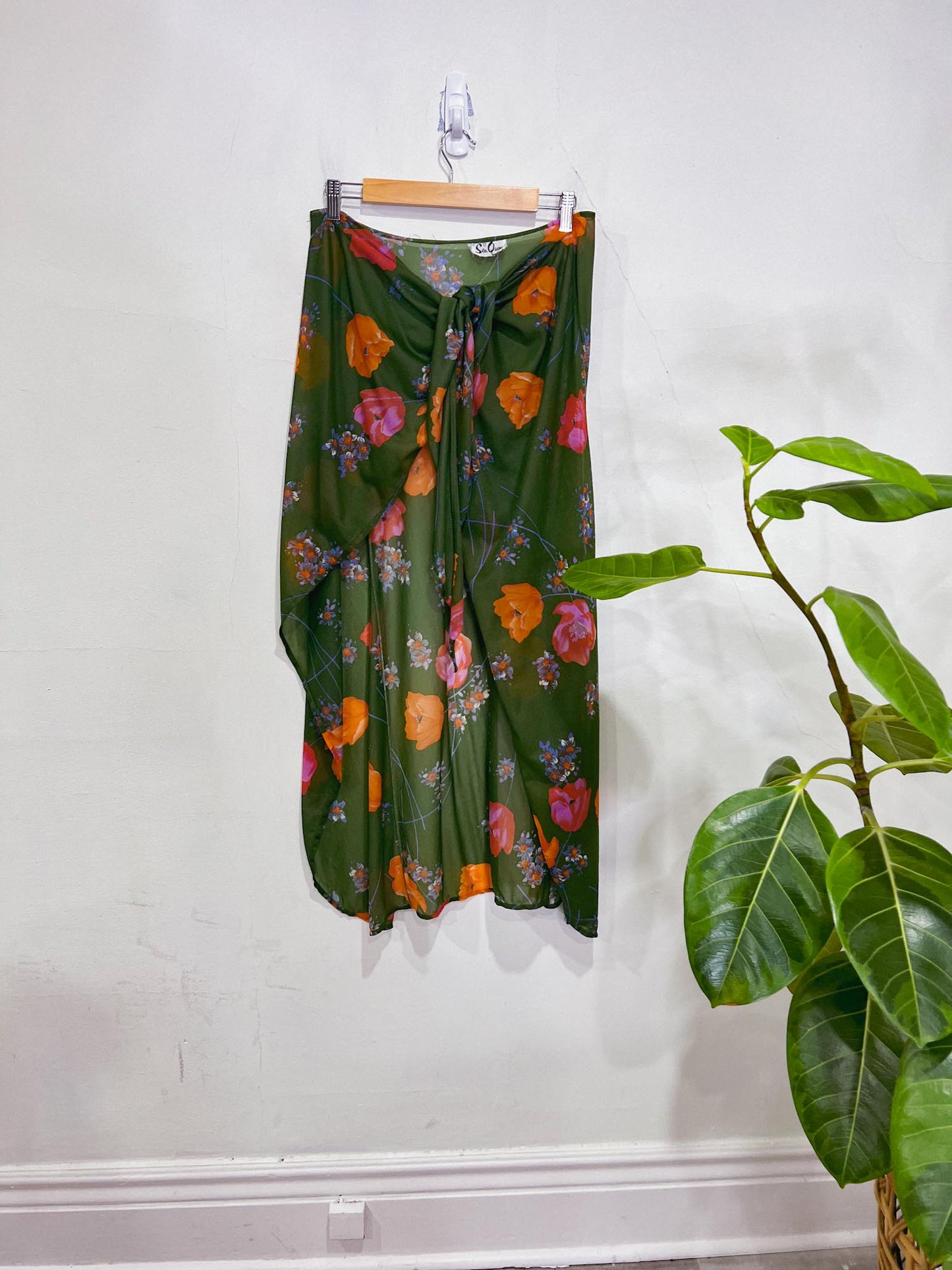 Vintage Green Floral Sarong (Size S/M)