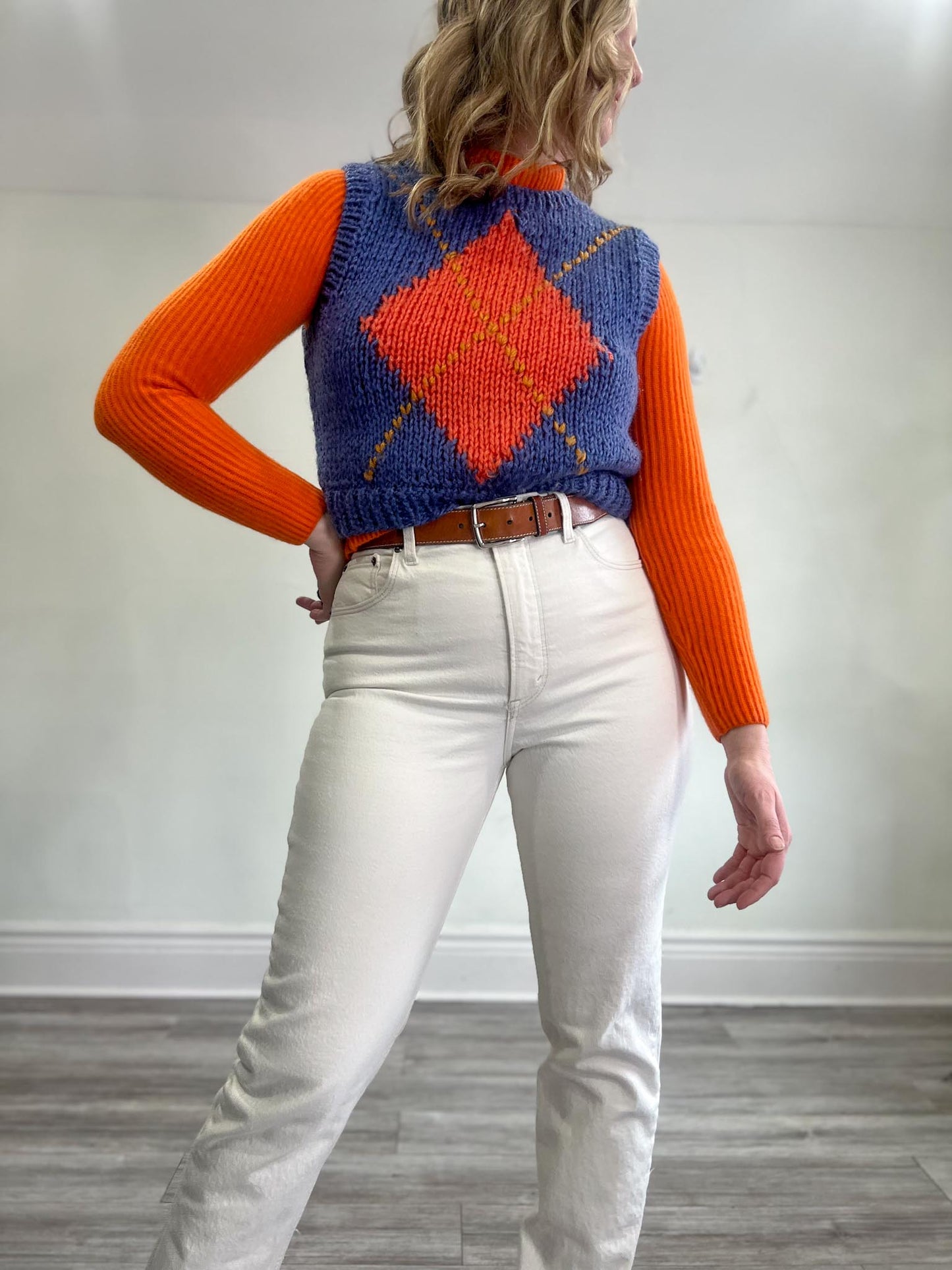 Vintage Argyle Sweater Vest in Blue/Coral (Size M)