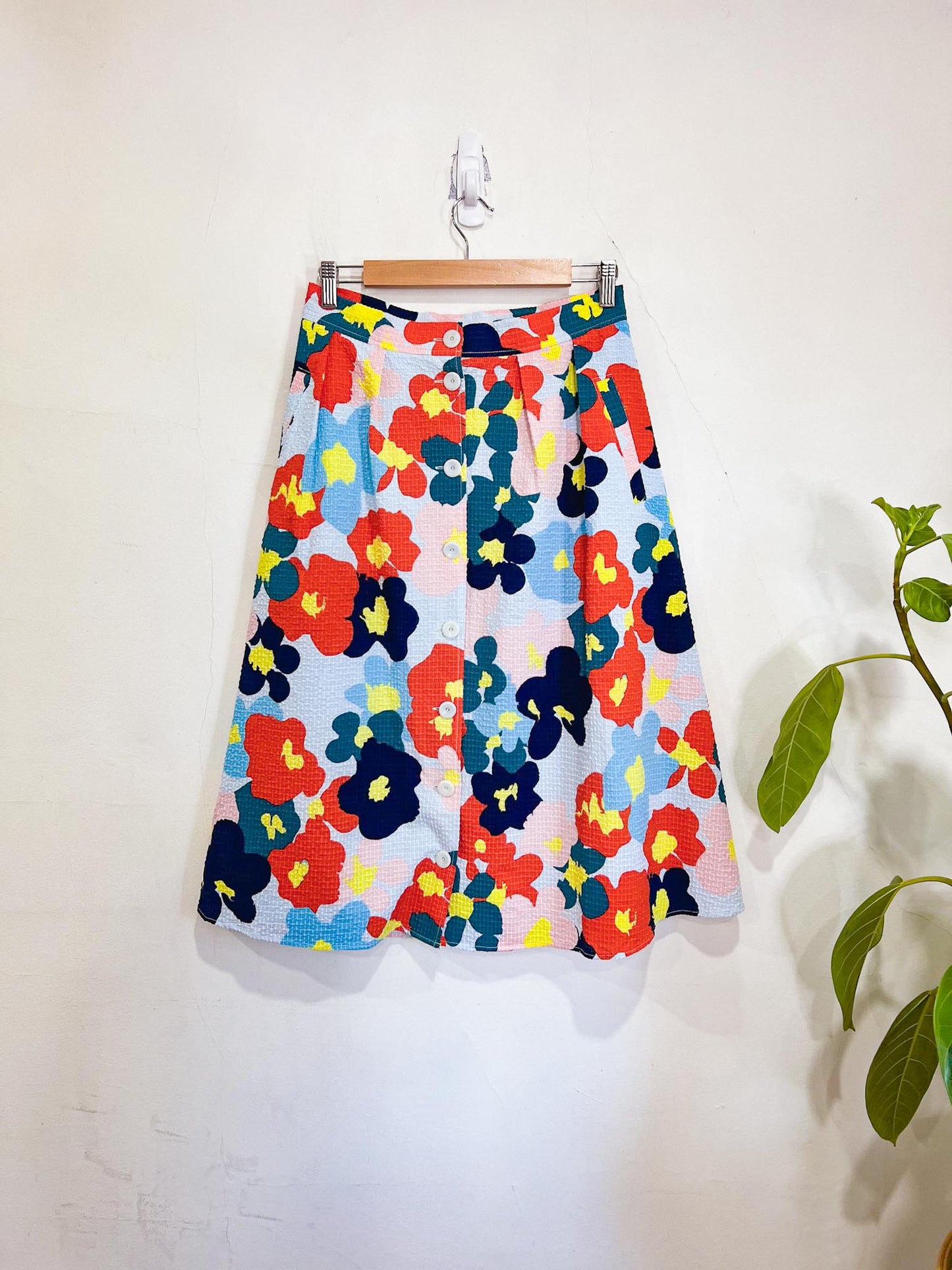 Nordstrom by Cristina Martinez Blue Floral Smudge Print Skirt (Size M)