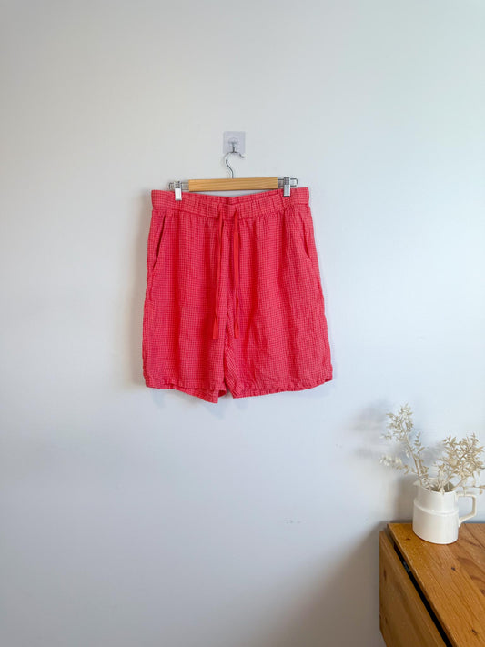 Eileen Fisher "Puckered Organic Linen Shorts in Punk Gingham" (Size M)