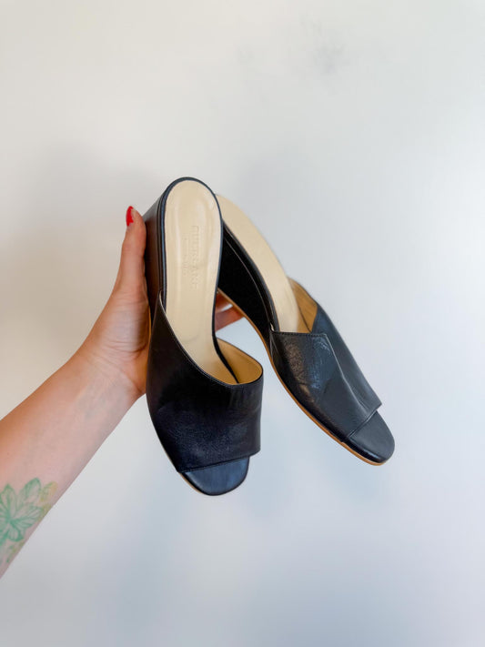 Everlane  "The Wedge Leather Mule Sandals in Black" (Size 8)