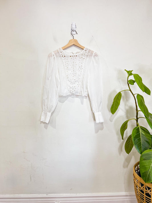 Wilfred "La Boheme Eyelet Cropped Blouse" in White SOLD AS IS(Size XS)