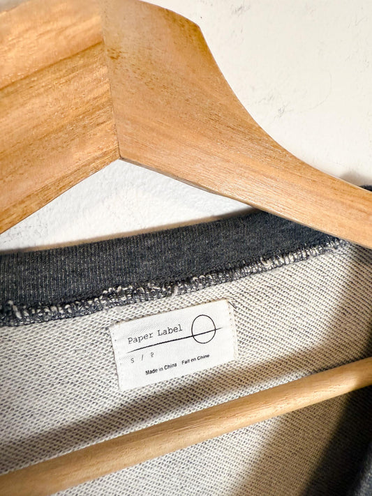 Paper Label Canadian Cropped Sweater in Grey (Size S)