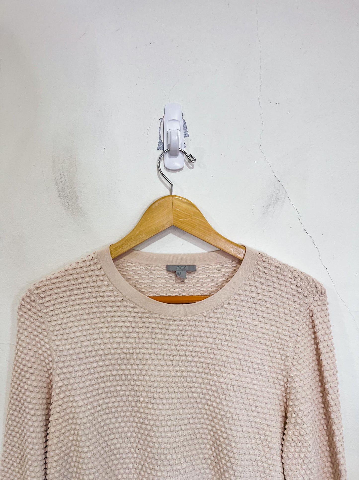 COS Textured Crewneck in Beige (Size M)