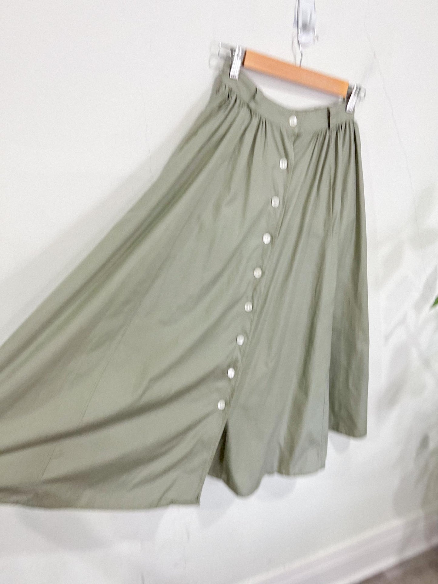 Vintage Full Midi Skirt in Pale Green Grey PLEASE READ (Size S)