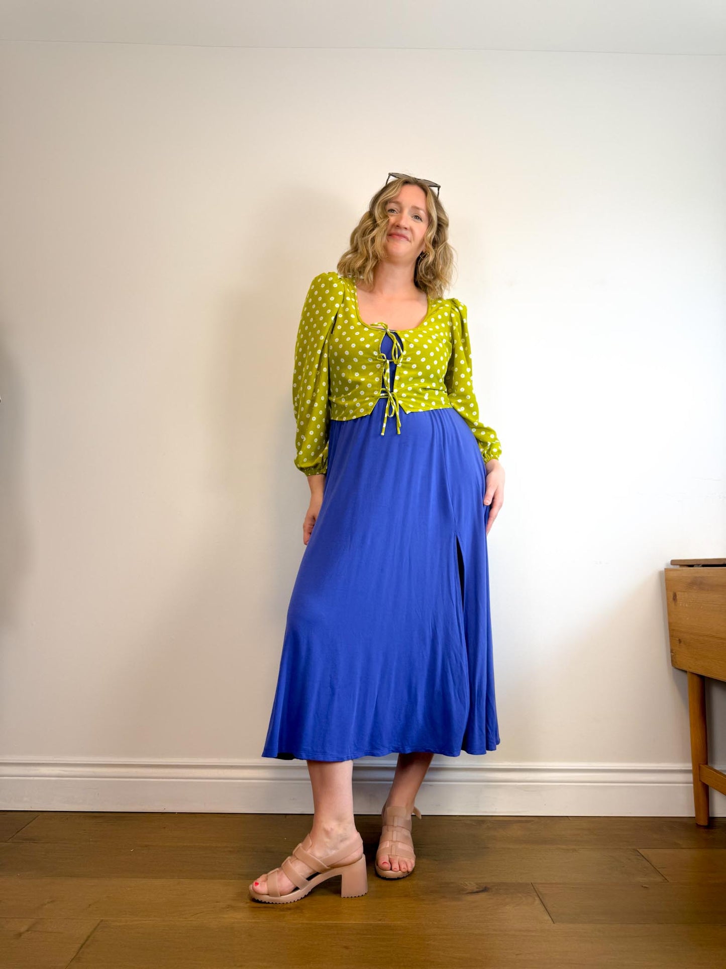 Levi’s Cropped Daisy Blouse with Front Ties in Lime Green (Size S/M)