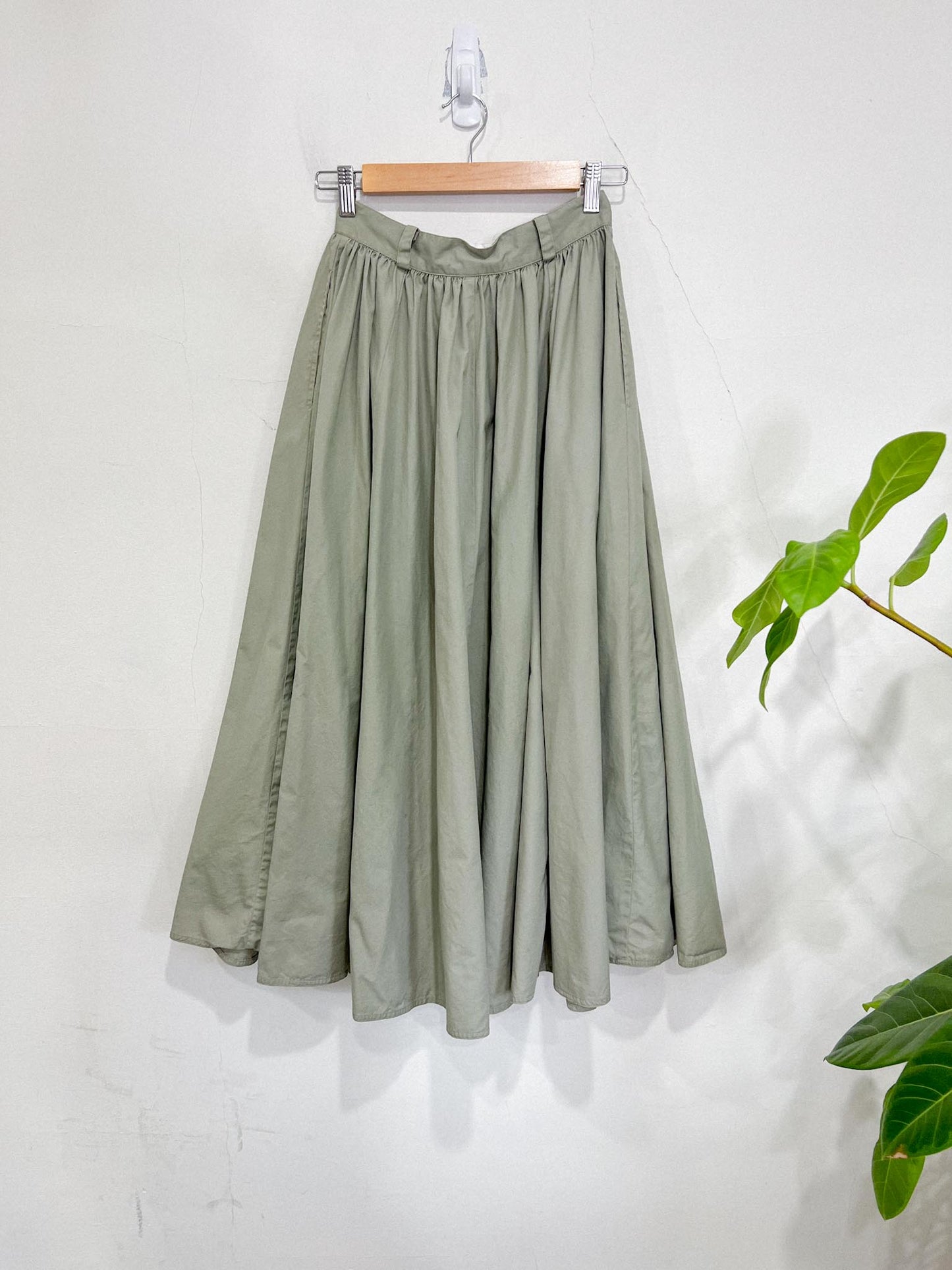 Vintage Full Midi Skirt in Pale Green Grey PLEASE READ (Size S)