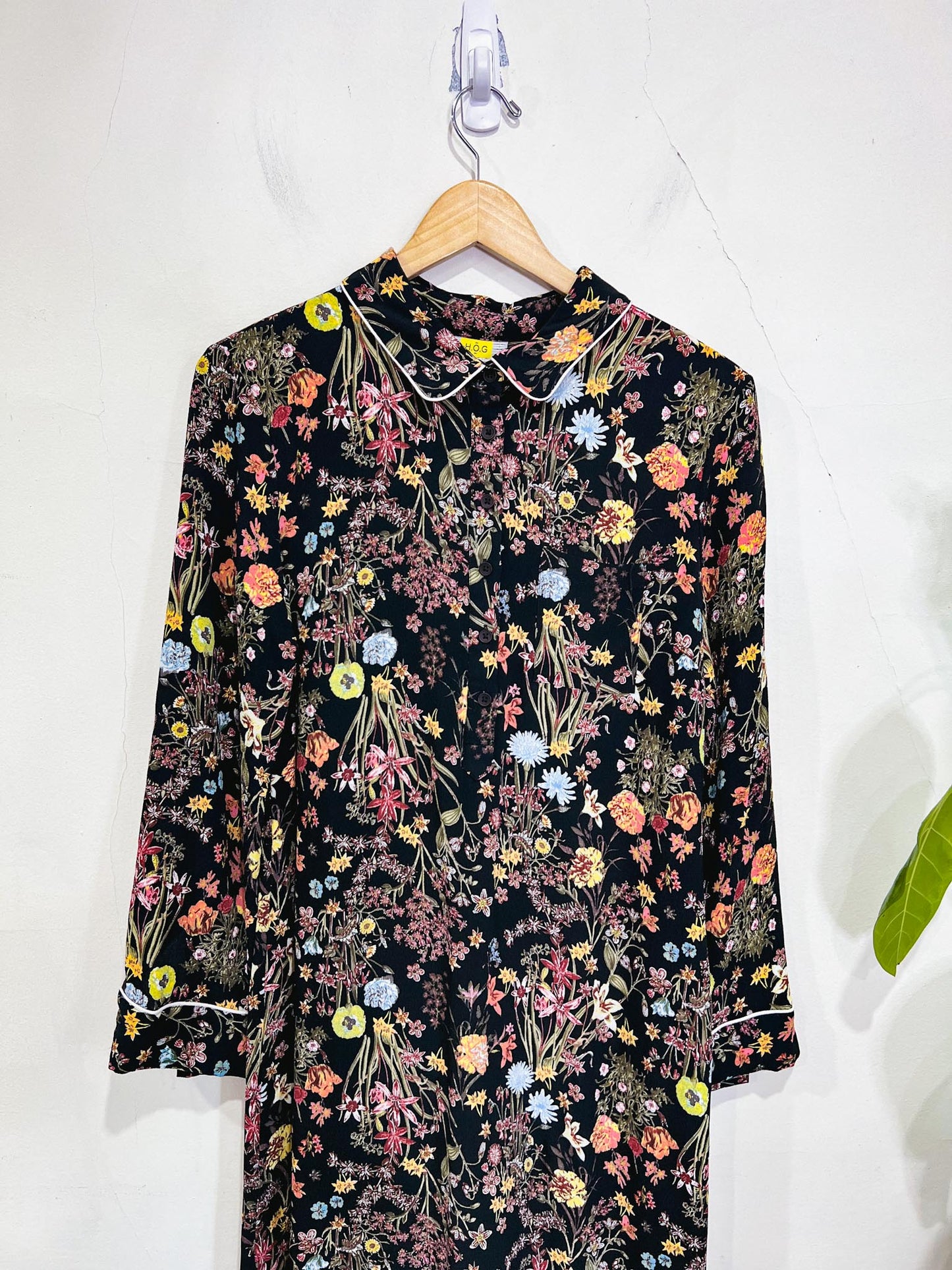 H.O.G Long Sleeve Floral Dress in Black (Size M)