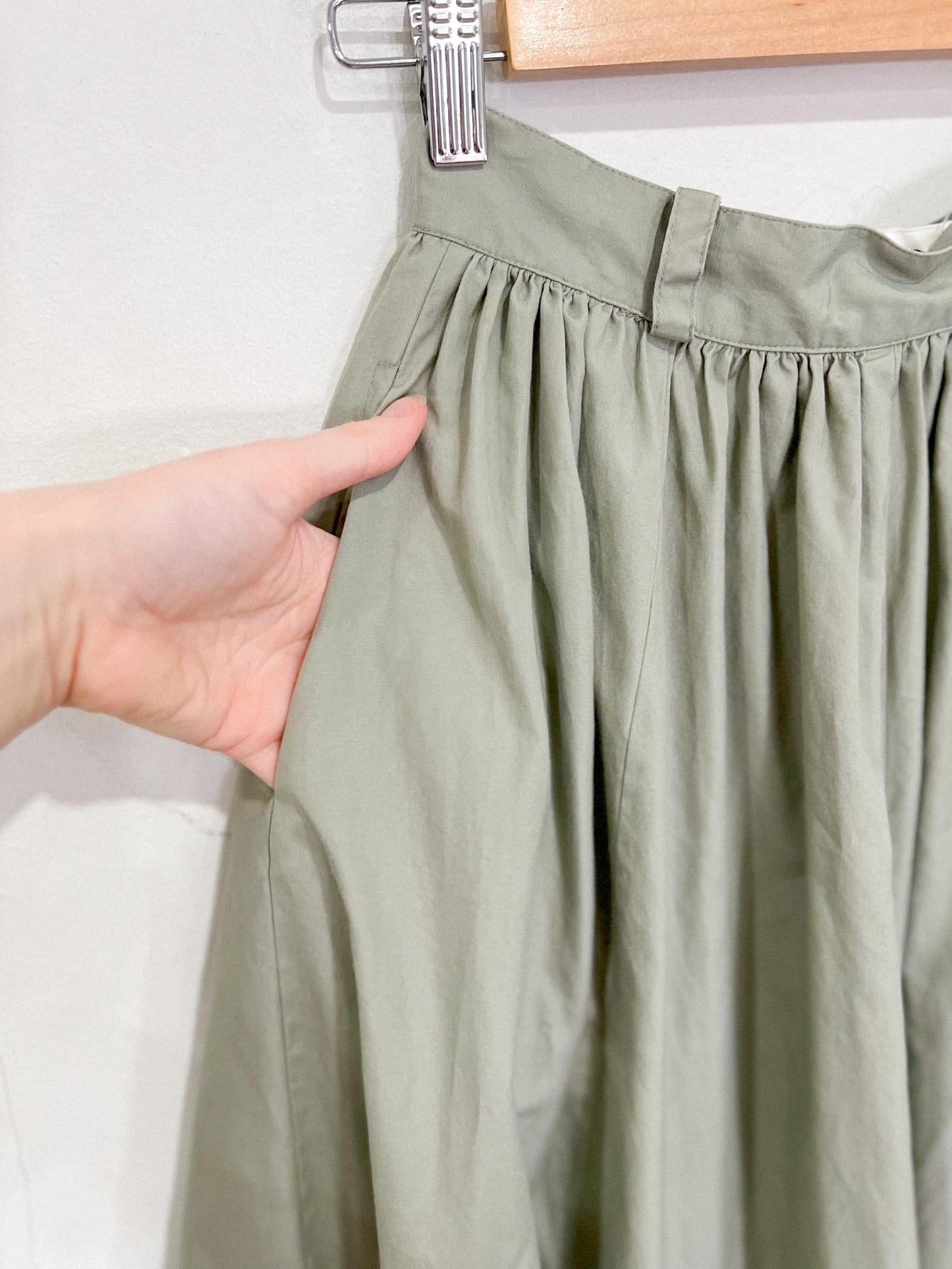 Vintage Full Midi Skirt in Pale Green Grey PLEASE READ (Size S)