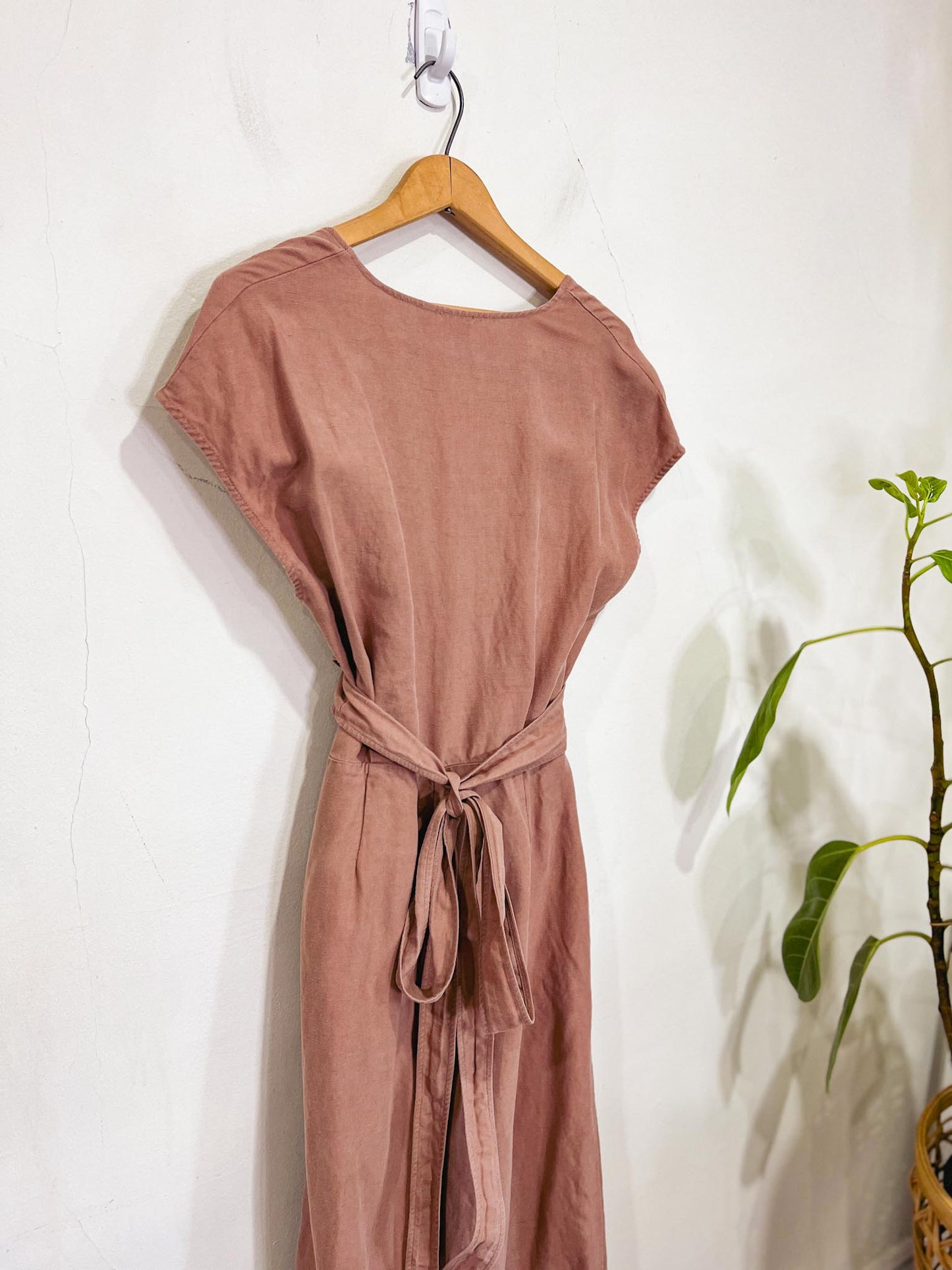 Wilfred "Brax Linen Jumpsuit" in Dusty Rose (Size M)