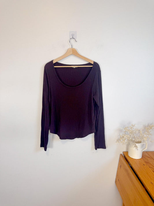 Madewell "Pointelle Long-Sleeve Scoopneck Tee in Brown" (Size 2XL)