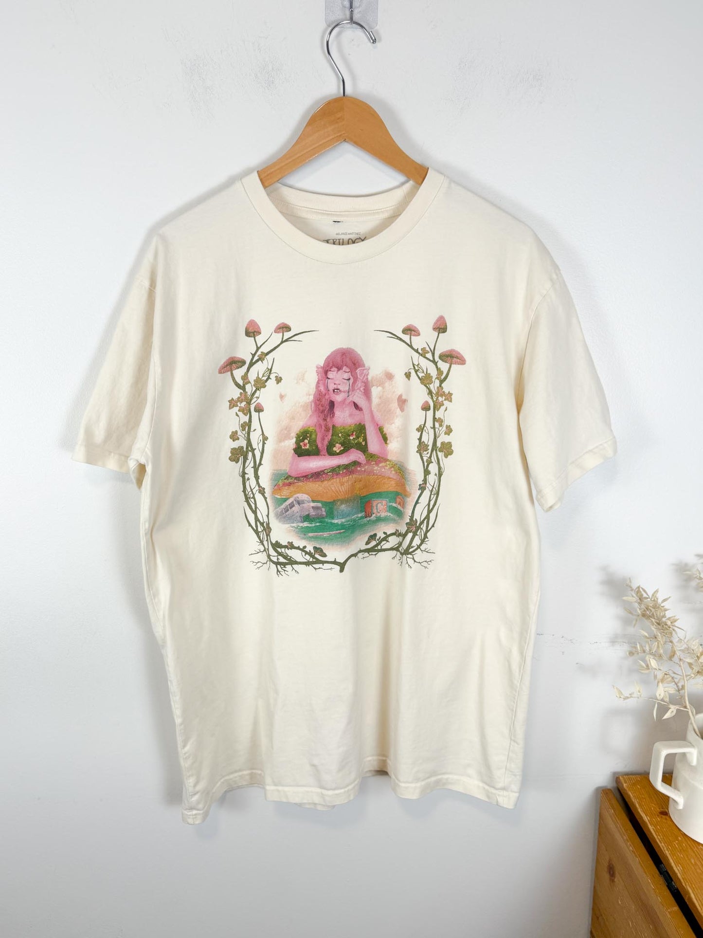 Melanie Martinez "The Trilogy Tour T-Shirt" (Size XL)