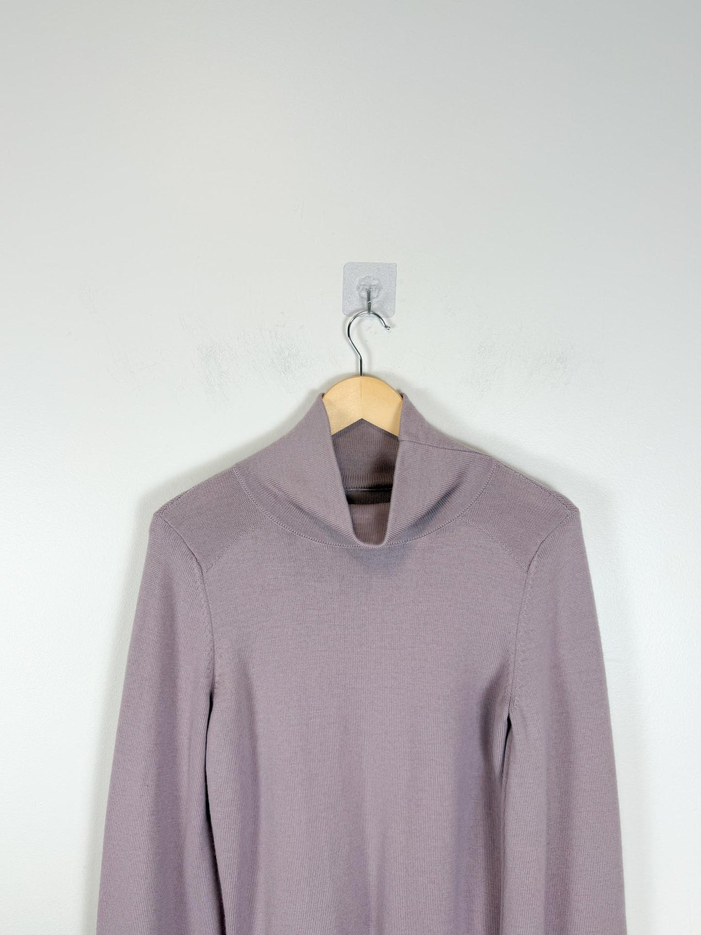 Lululemon "Lululemon City Trek Merino Wool Turtleneck in Purple Grey" (Size S)