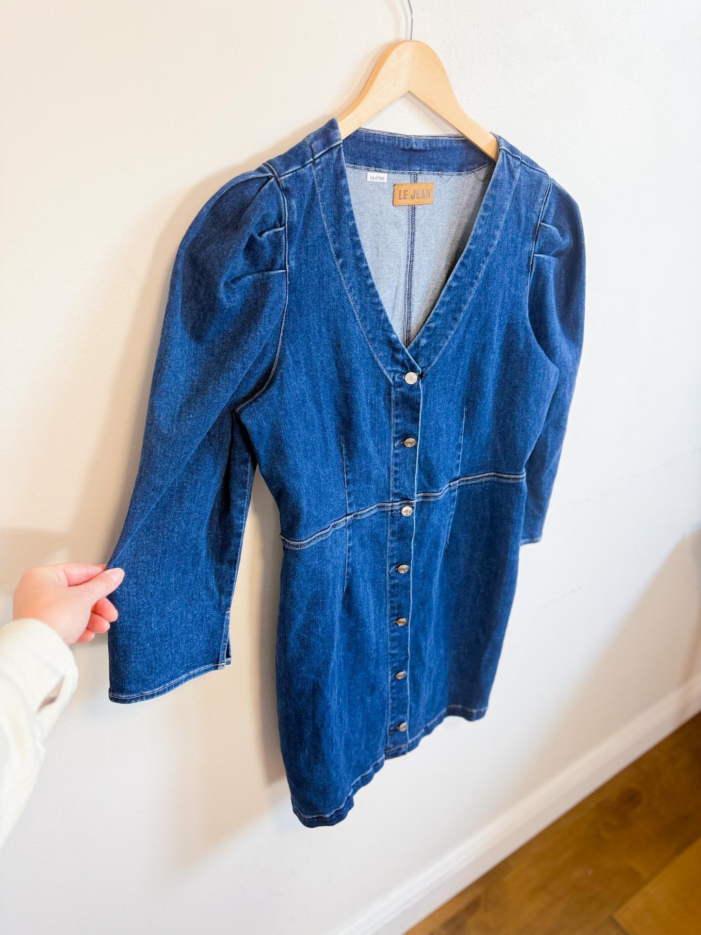LE JEAN " Puff Sleeve Denim Mini Dress" (Size M/L)