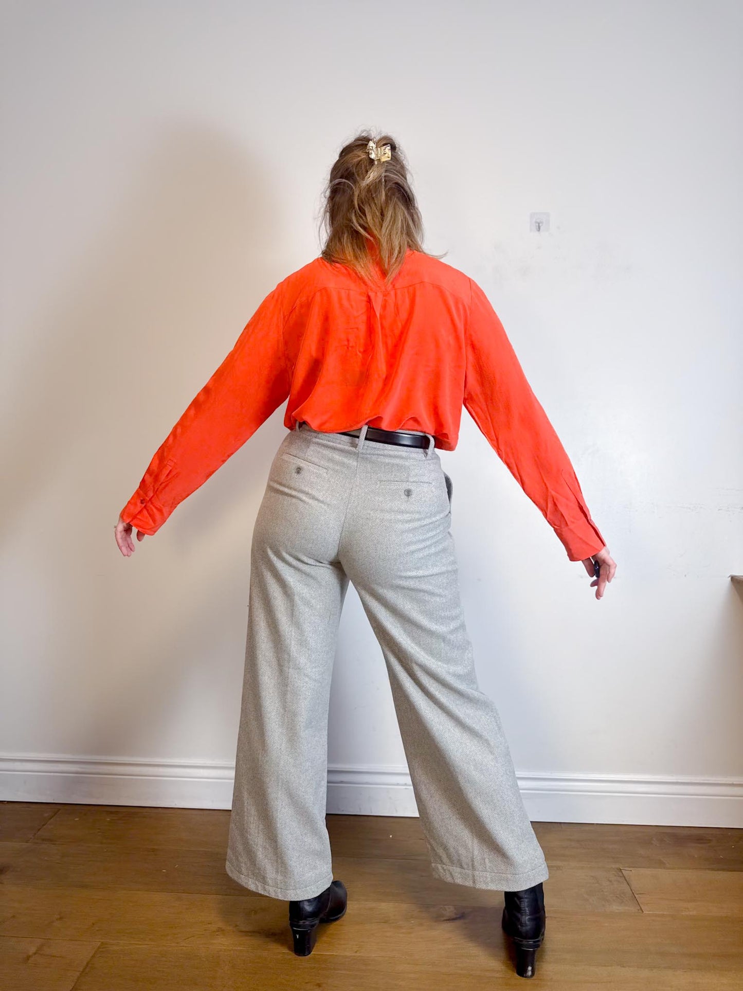 Wilfred Houndstooth Wool & Cashmere Trousers in Grey (Size 10)