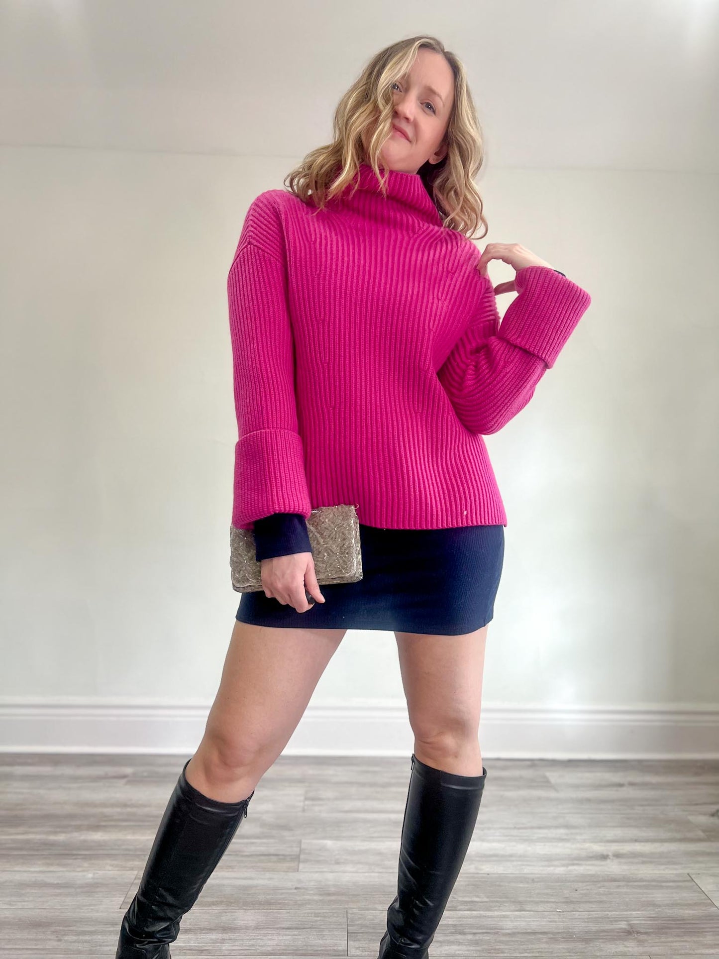 Banana Republic "Oversized Merino-Cashmere Sweater in Hot Pink" (Size XS/S)