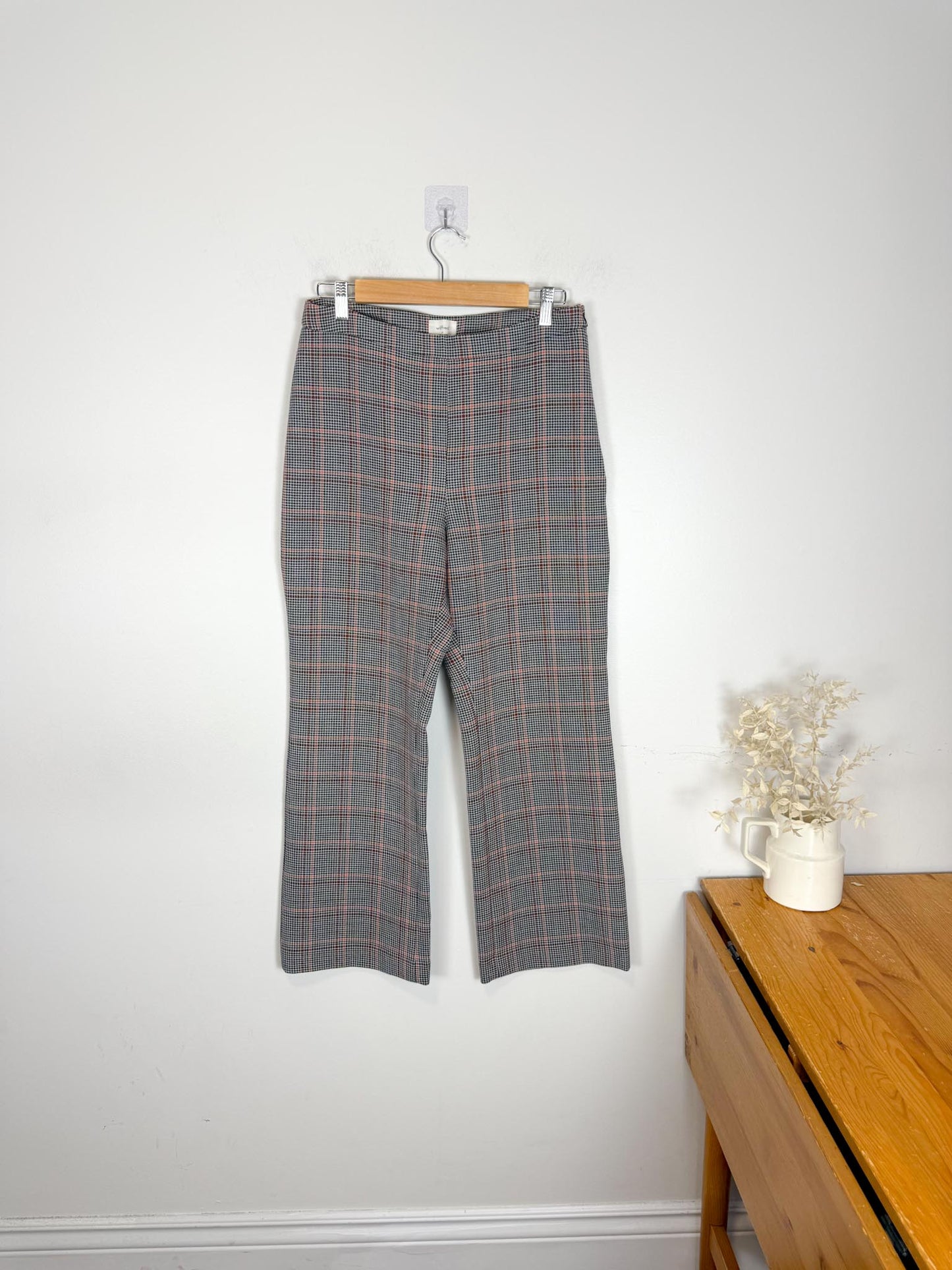 Wilfred High Waist Plaid Trousers in Black/Rust/Salmon (Size 8/10)