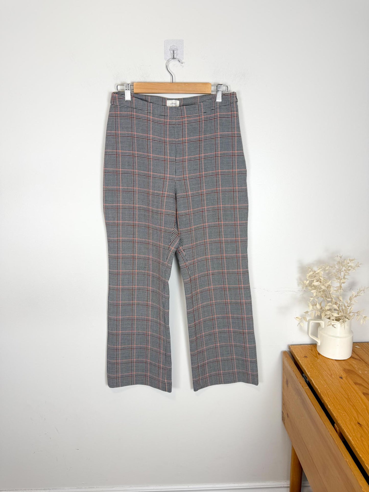Wilfred High Waist Plaid Trousers in Black/Rust/Salmon (Size 8/10)