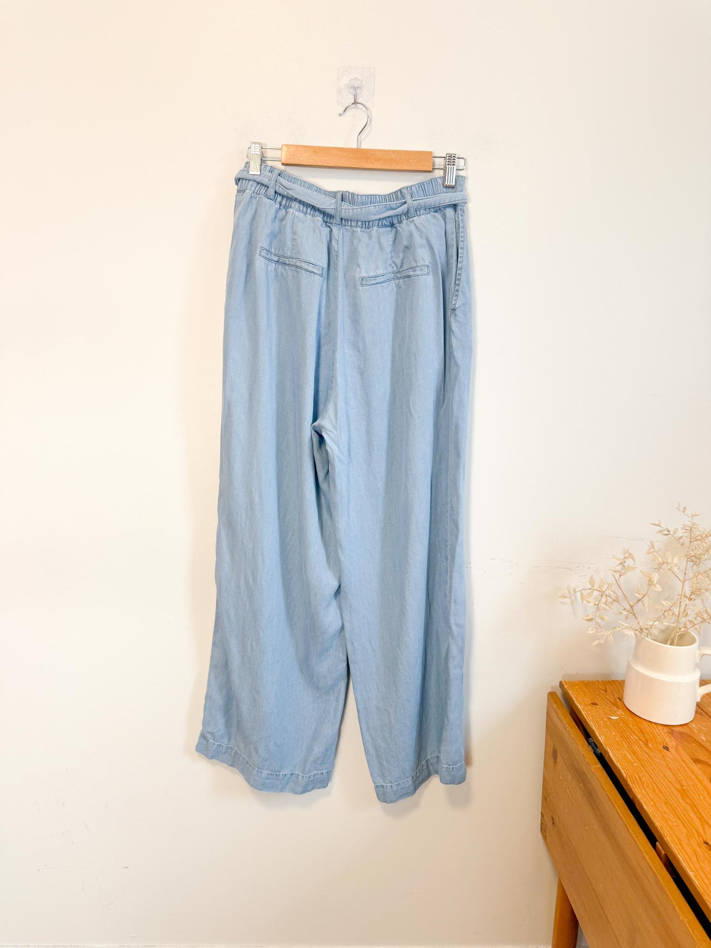 Contemporaine Simon's Pull On Wide Leg Tencel Pants in Blue (Size S)