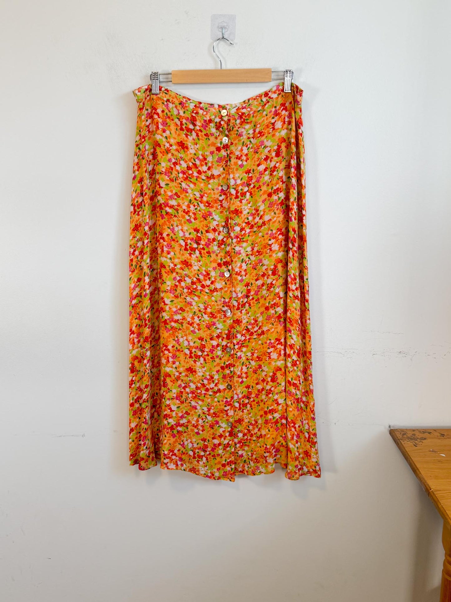 Vintage Floral Midi Skirt (Size L/XL)
