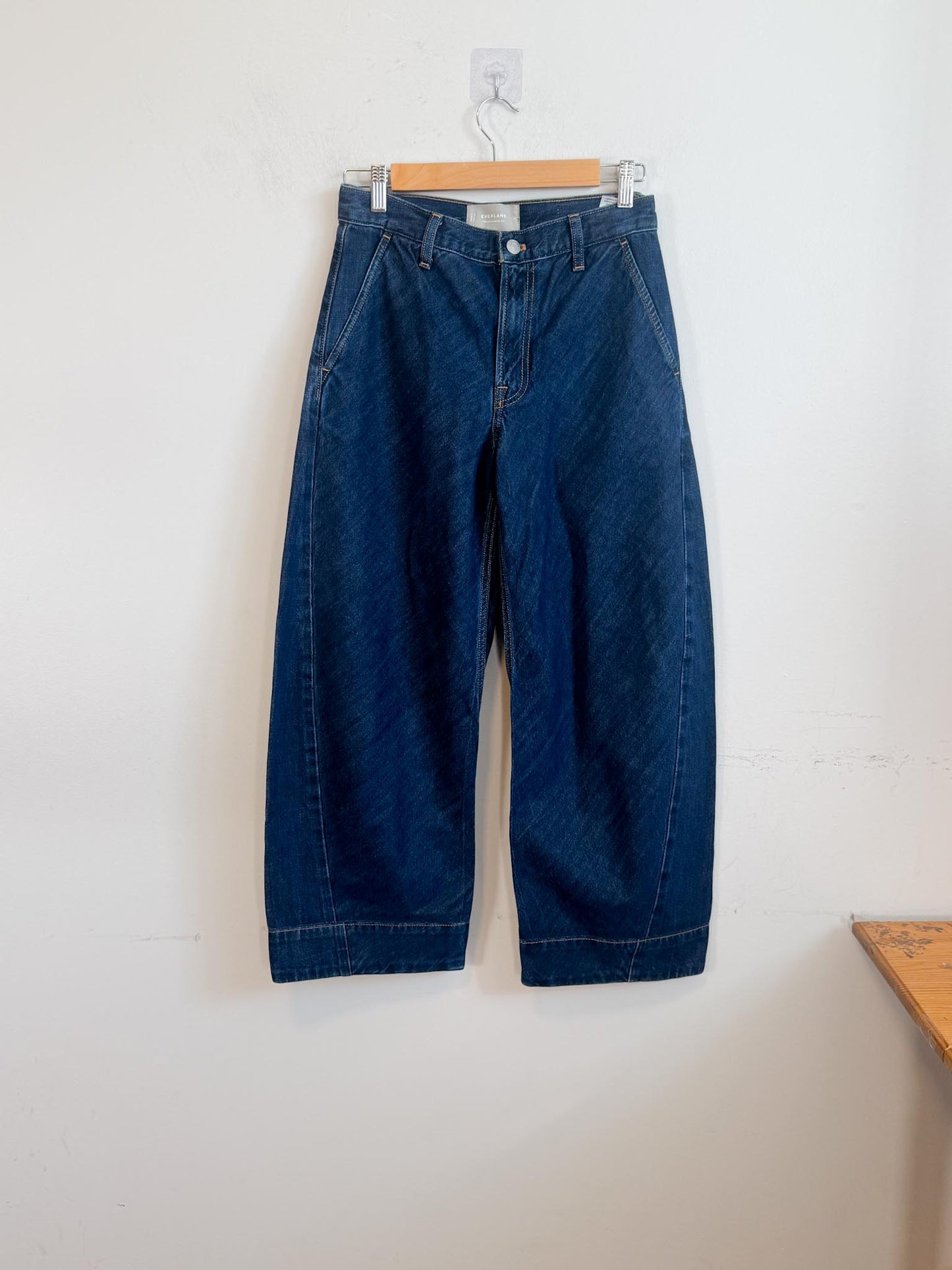 Everlane "The Summer Barrel Jean in Dark Wash" NWT (Size 25)