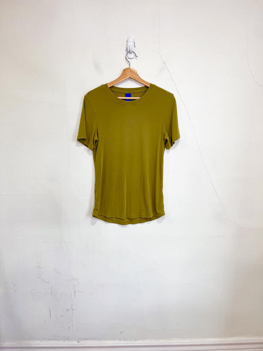 Kit & Ace T-Shirt in Olive Green (Size L)