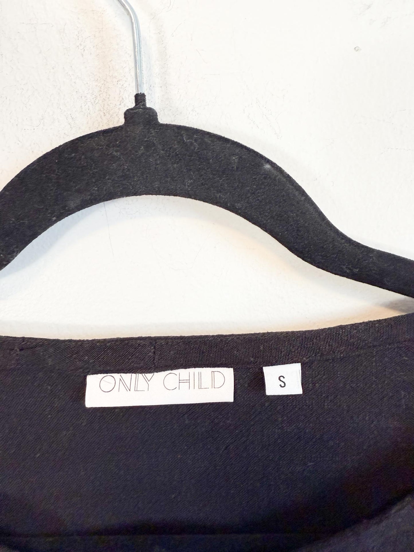 ONLY CHILD Slow Fashion Linen Long Sleeve Top in Black (Size S/M)